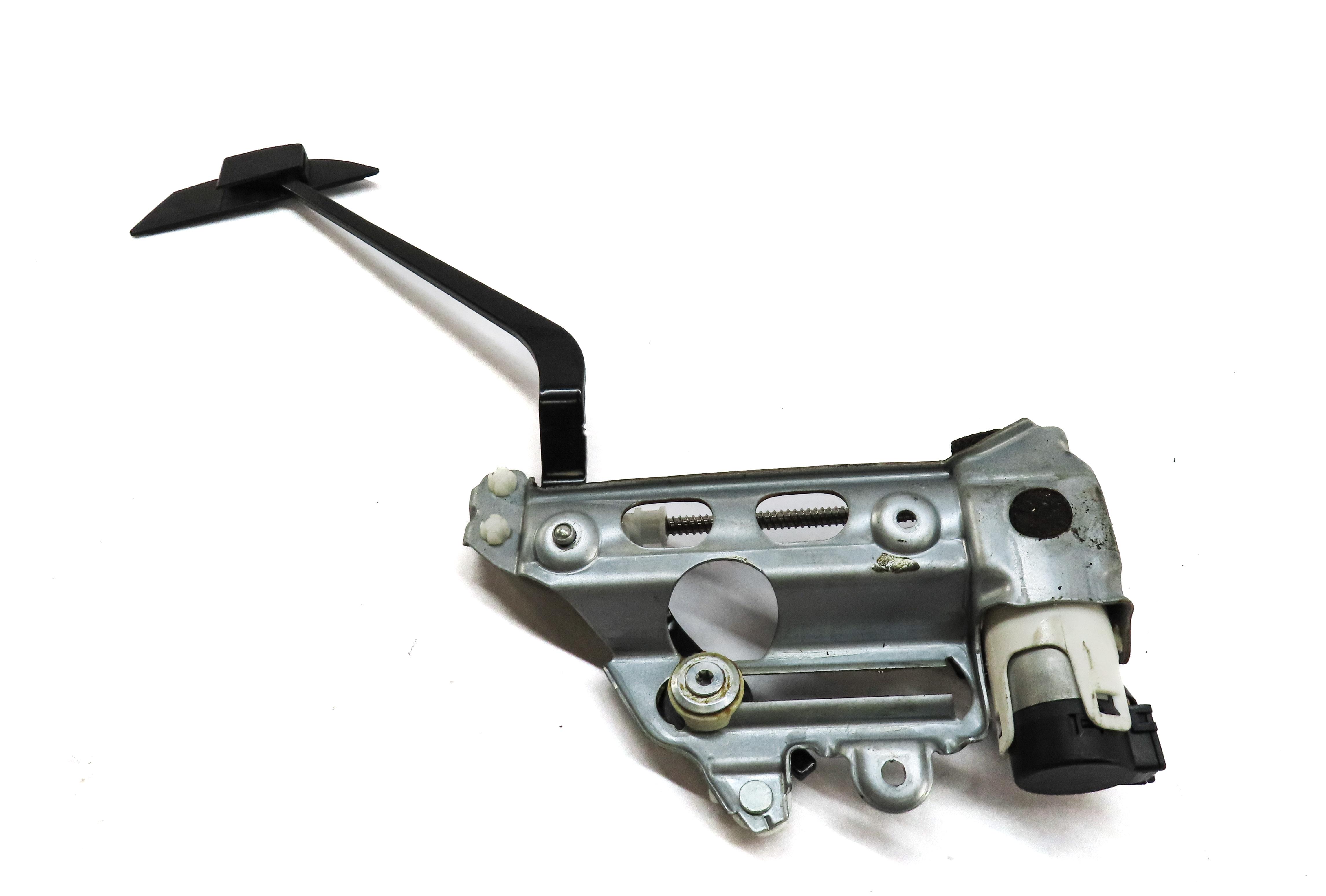 12 PORSCHE PANAMERA 970 G1 REAR RIGHT QUARTER WINDOW SUN SHADE MOTOR & REGULATOR — exact item pictured