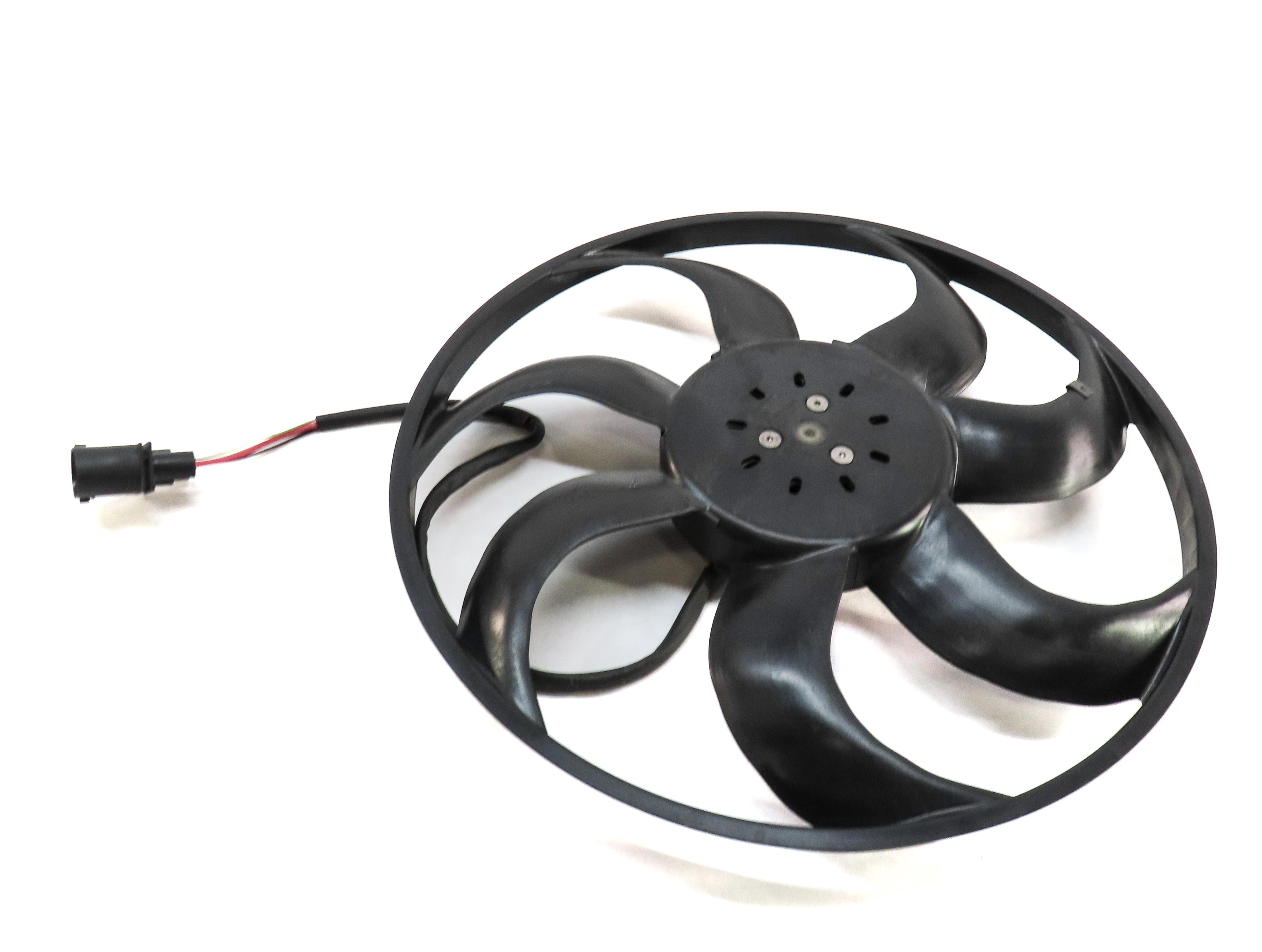 2017-2019 AUDI A3 (8V) 2.0L TURBO ENGINE RADIATOR COOLING FAN BLADE w/ MOTOR — exact item pictured