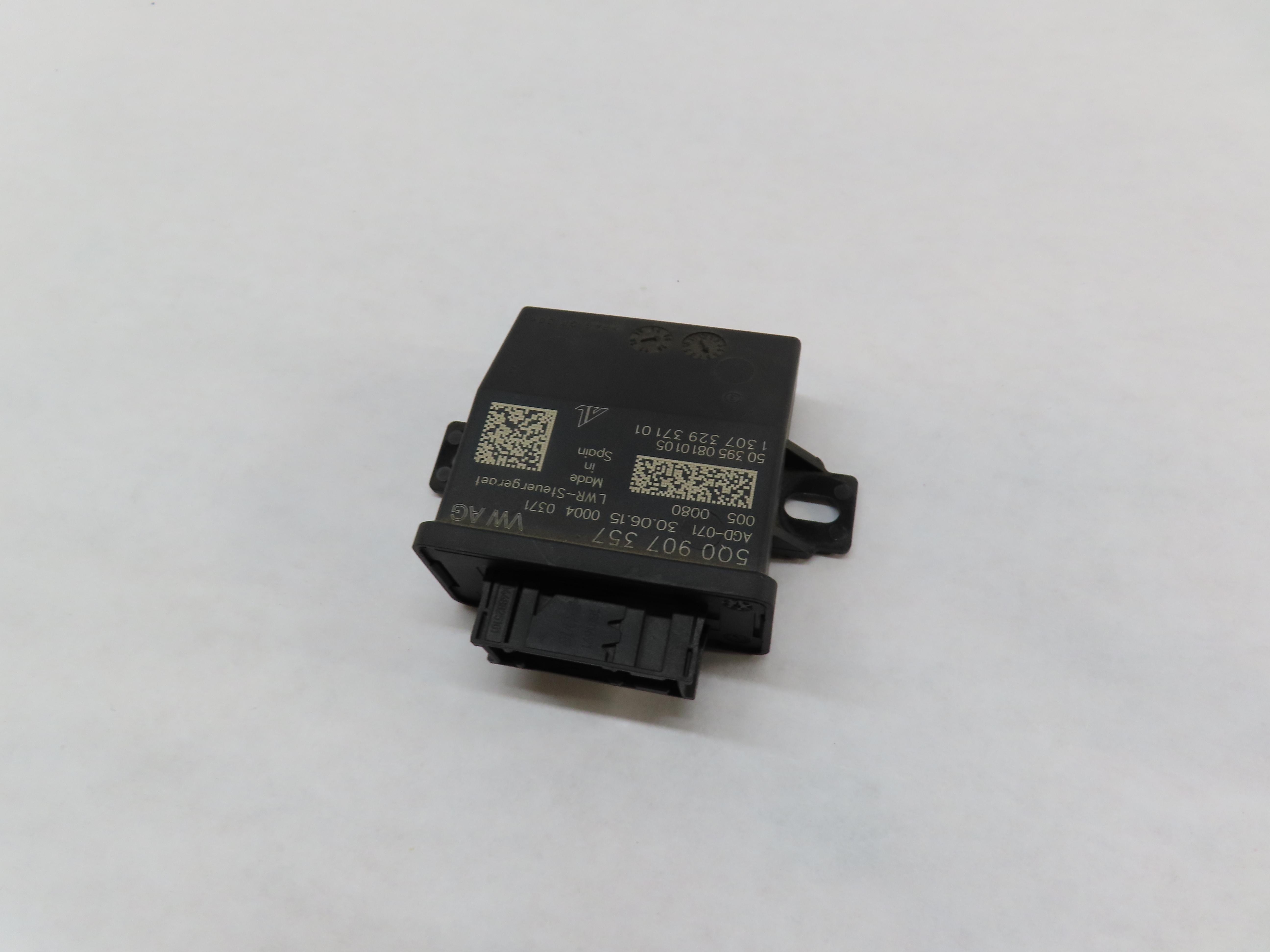 2016 AUDI A3 (8V) HEADLIGHT RANGE CONTROL MODULE 5Q0907357 — exact item pictured