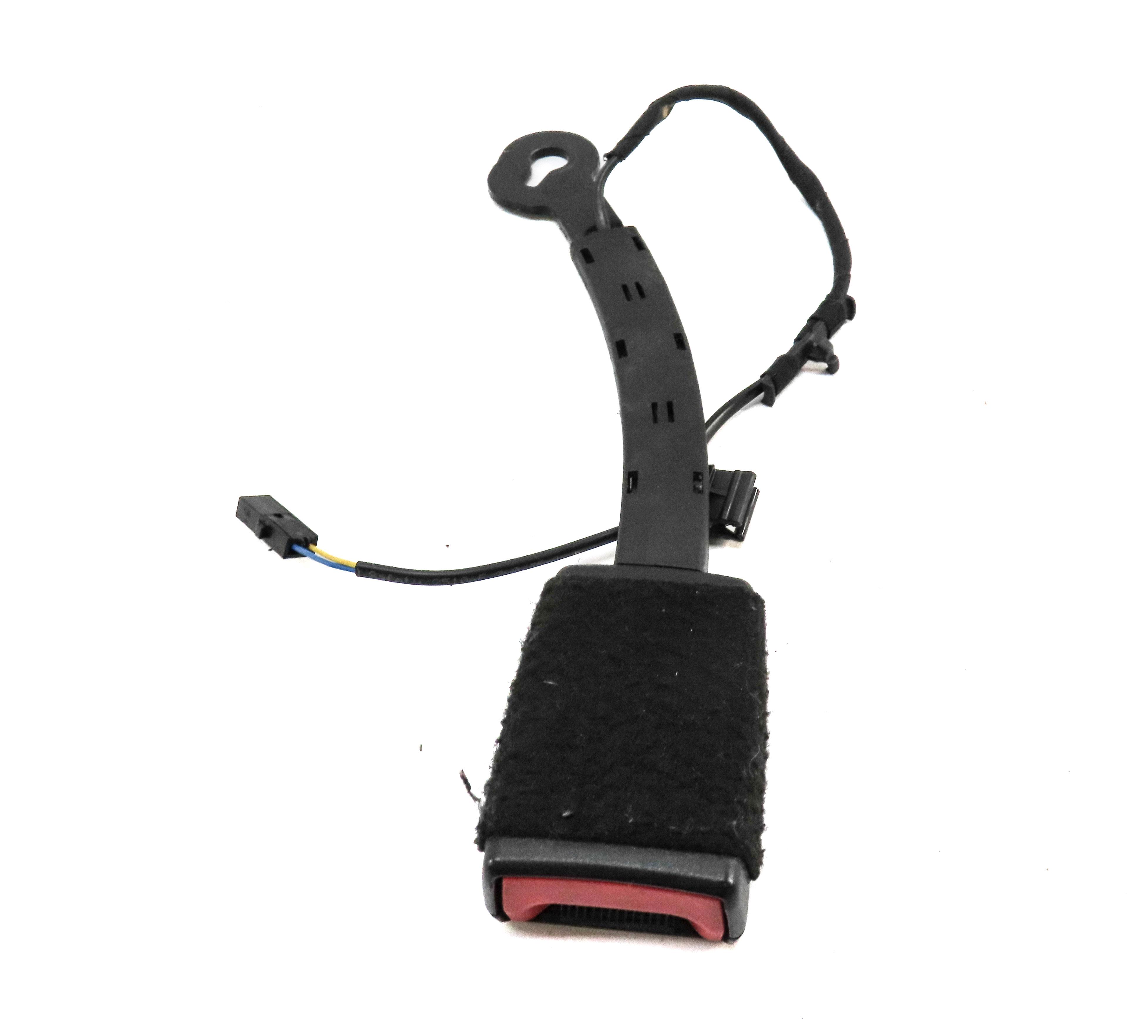 15-17 AUDI A3 S3 (8V) RIGHT FRONT PASSENGER SEATBELT BUCKLE RECEIVER (BLACK) — exact item pictured
