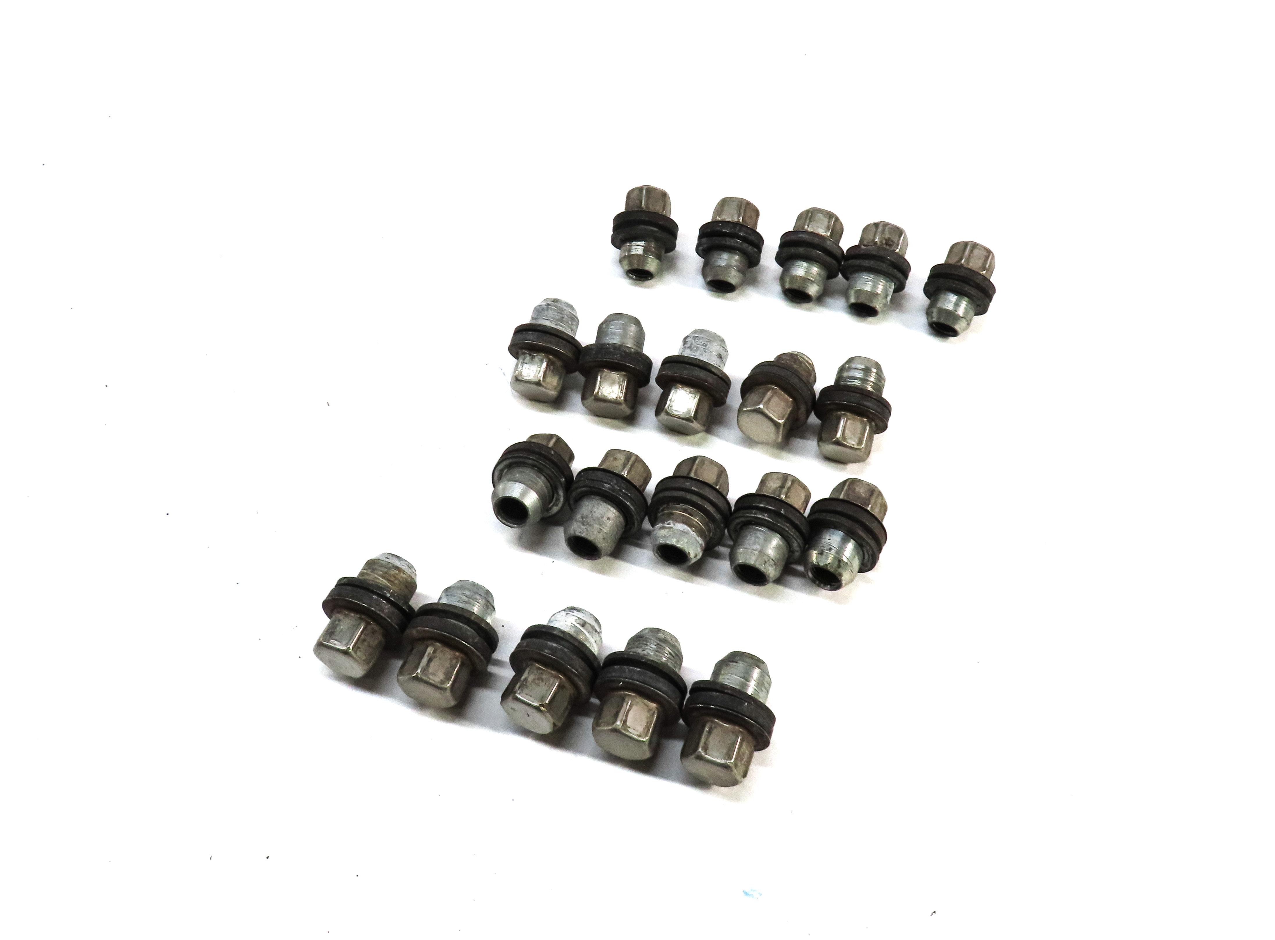 2005-2018 LR3 LR4 DISCOVERY RANGE ROVER SPORT WHEEL TIRE RIM LUG NUT SET (20) — exact item pictured