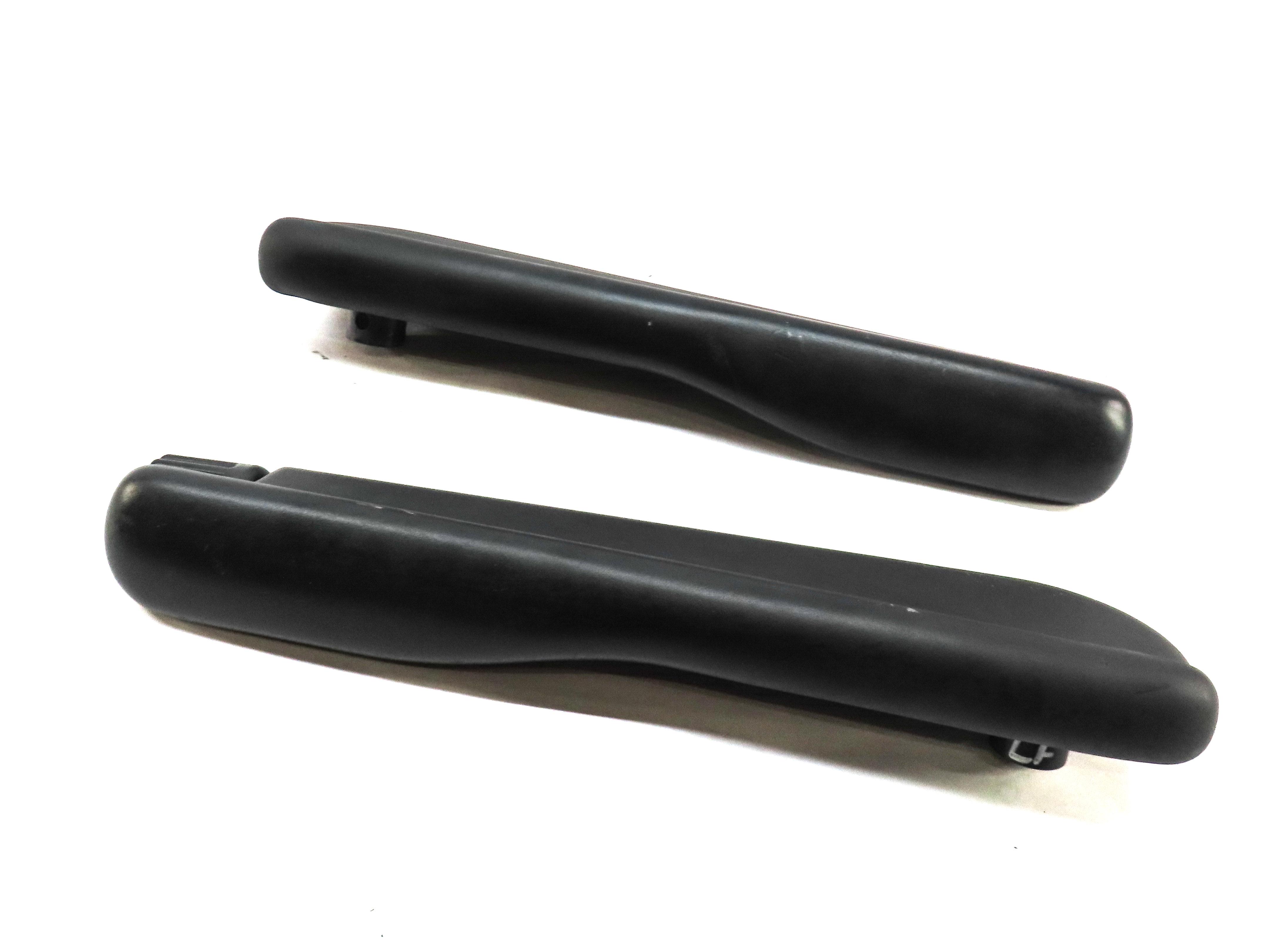 2007-2008 LAND RANGE ROVER (L322) FRONT LEFT & RIGHT SEAT ARMREST (JET BLACK) — exact item pictured