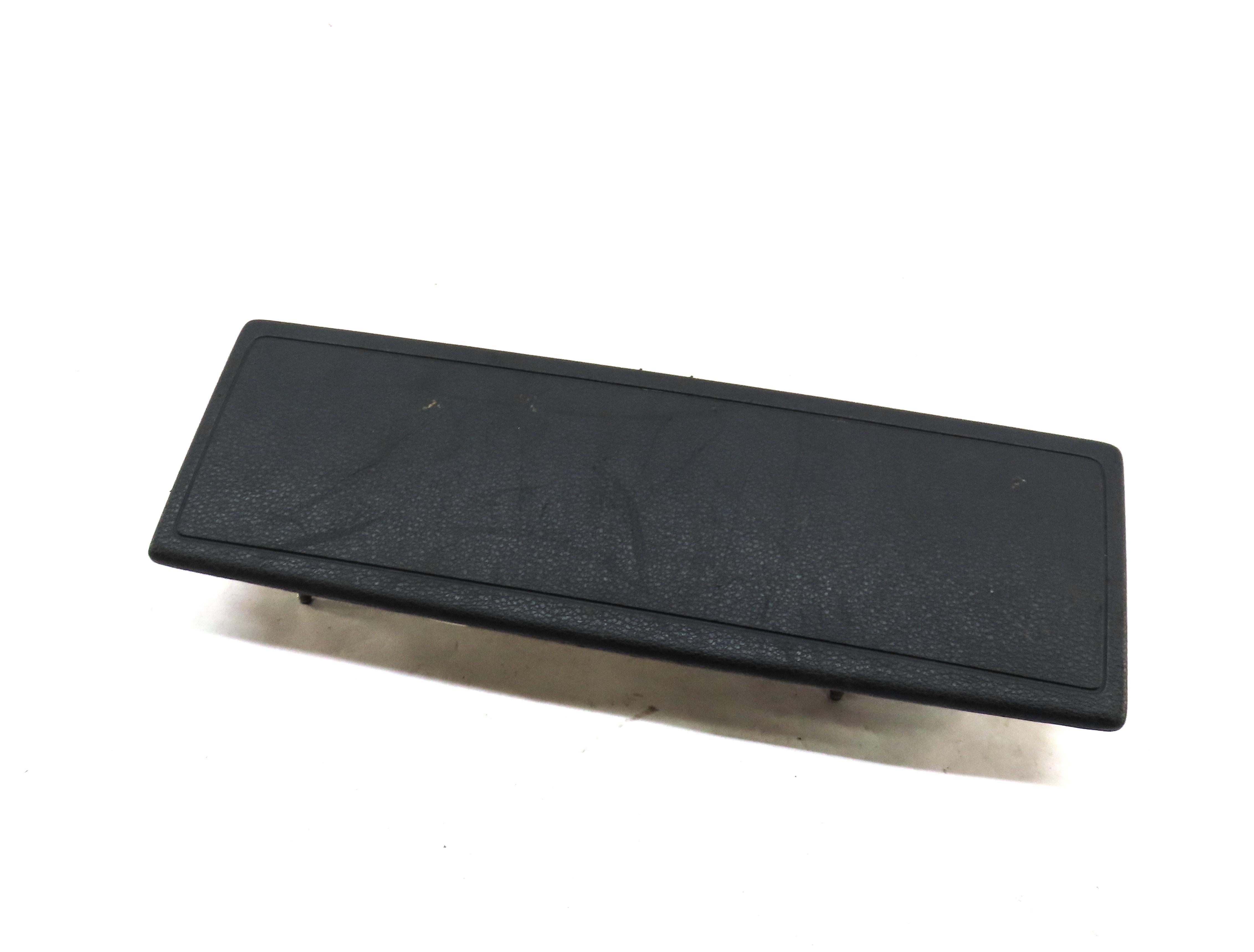 16-18 AUDI A3 E-TRON (8V) FRONT RIGHT PASSENGER KNEE SRS AIRBAG AIR BAG (BLACK) — exact item pictured