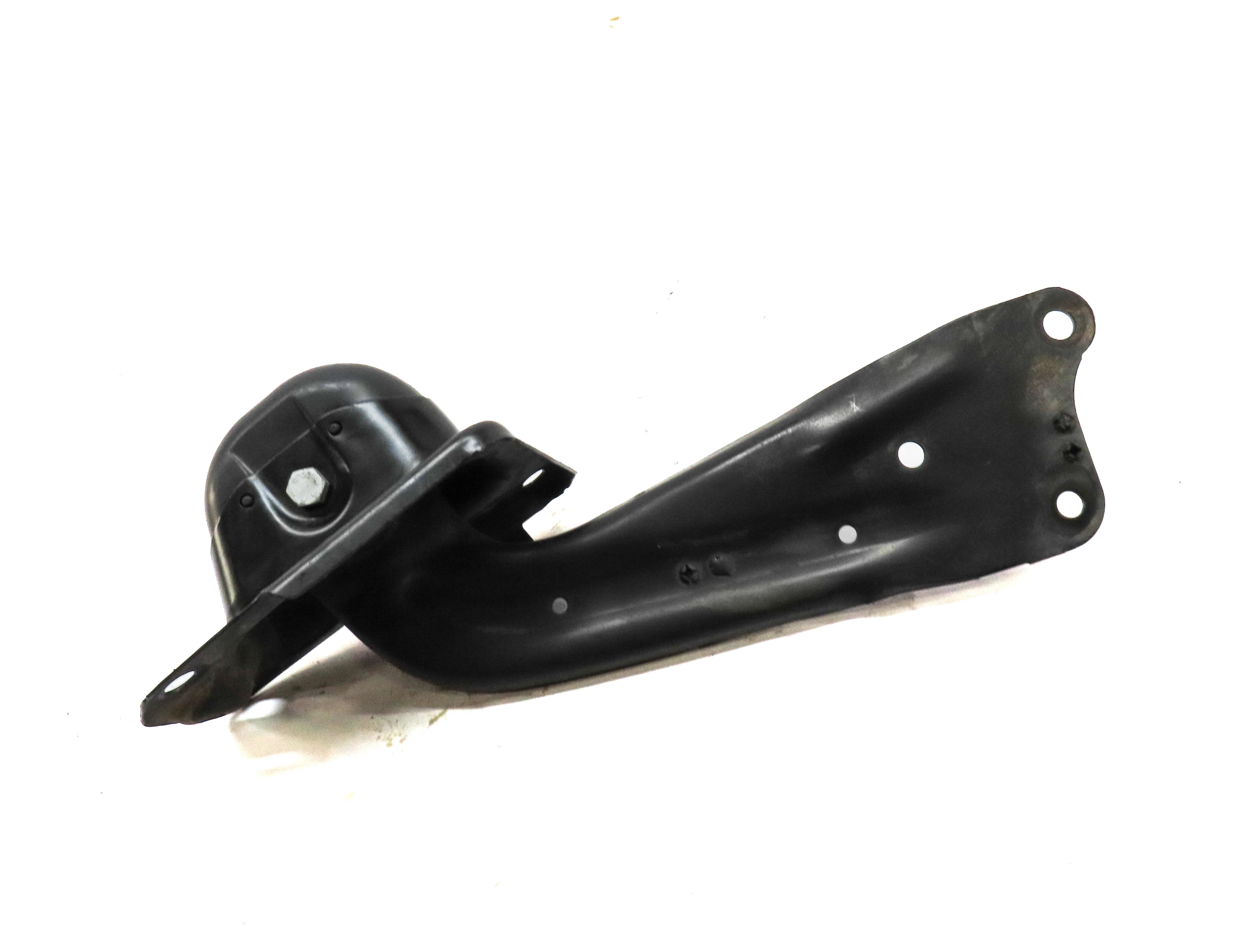 2015-2019 AUDI VW GOLF / A3 S3 RS3 TT (8V MK3) LEFT DRIVER REAR TRAILING ARM — exact item pictured
