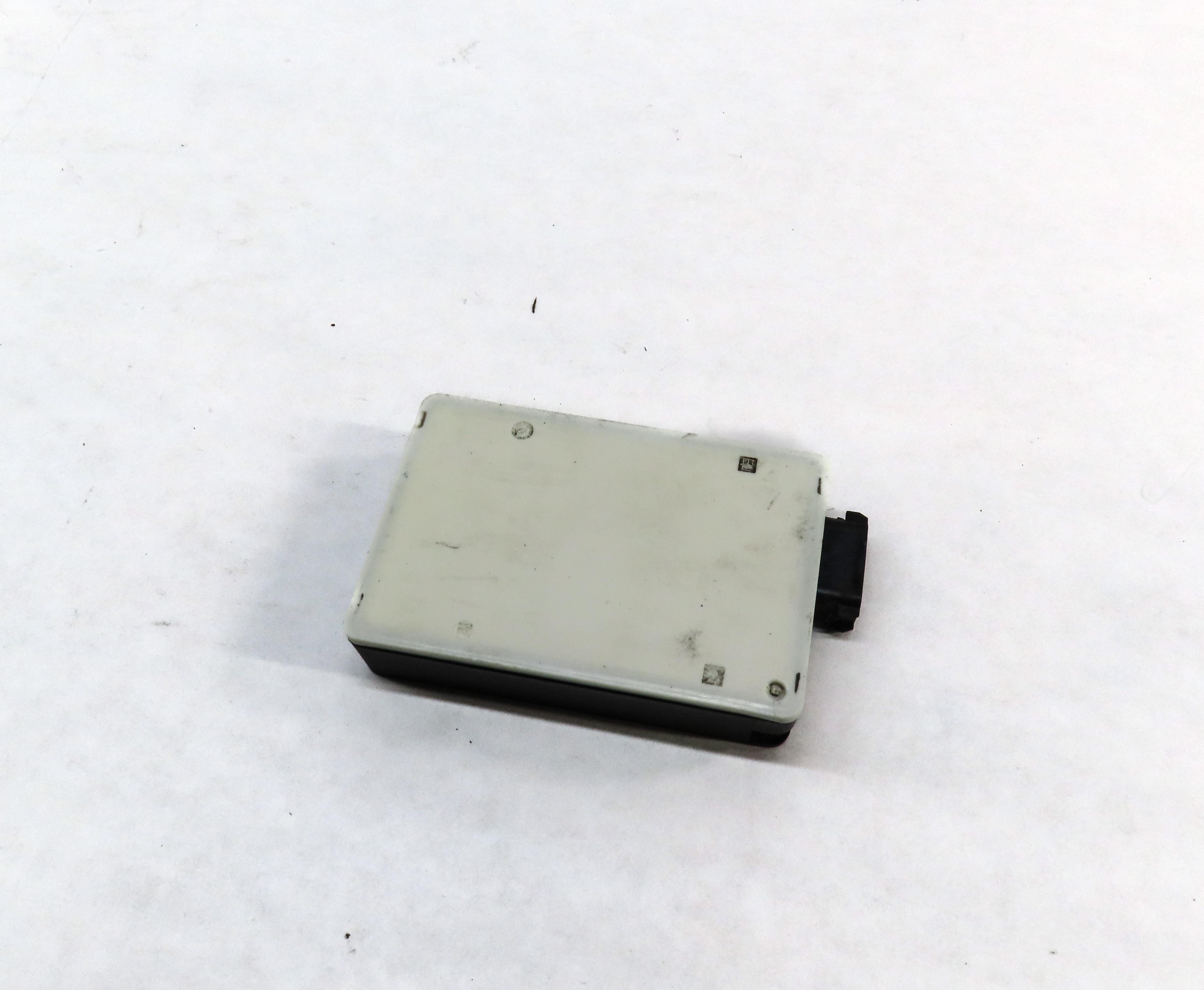2014-2016 MERCEDES CLA250 CLA45 (C117 W117) REAR BLIND SPOT RADAR SENSOR MODULE — exact item pictured