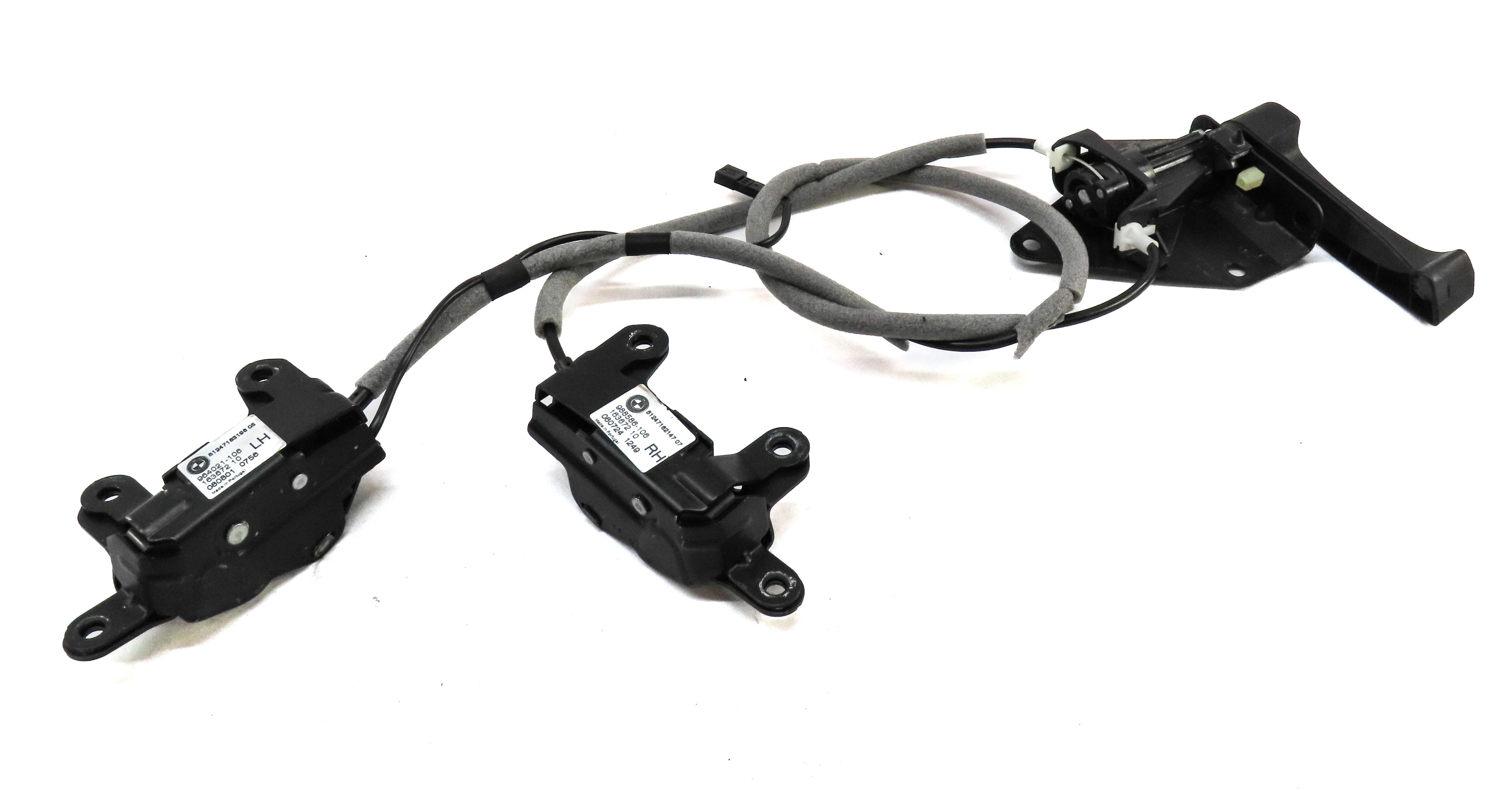 2009 BMW X5 (E70) REAR TRUNK HATCH GATE TAILGATE RELEASE HANDLE w/ LATCHES — exact item pictured