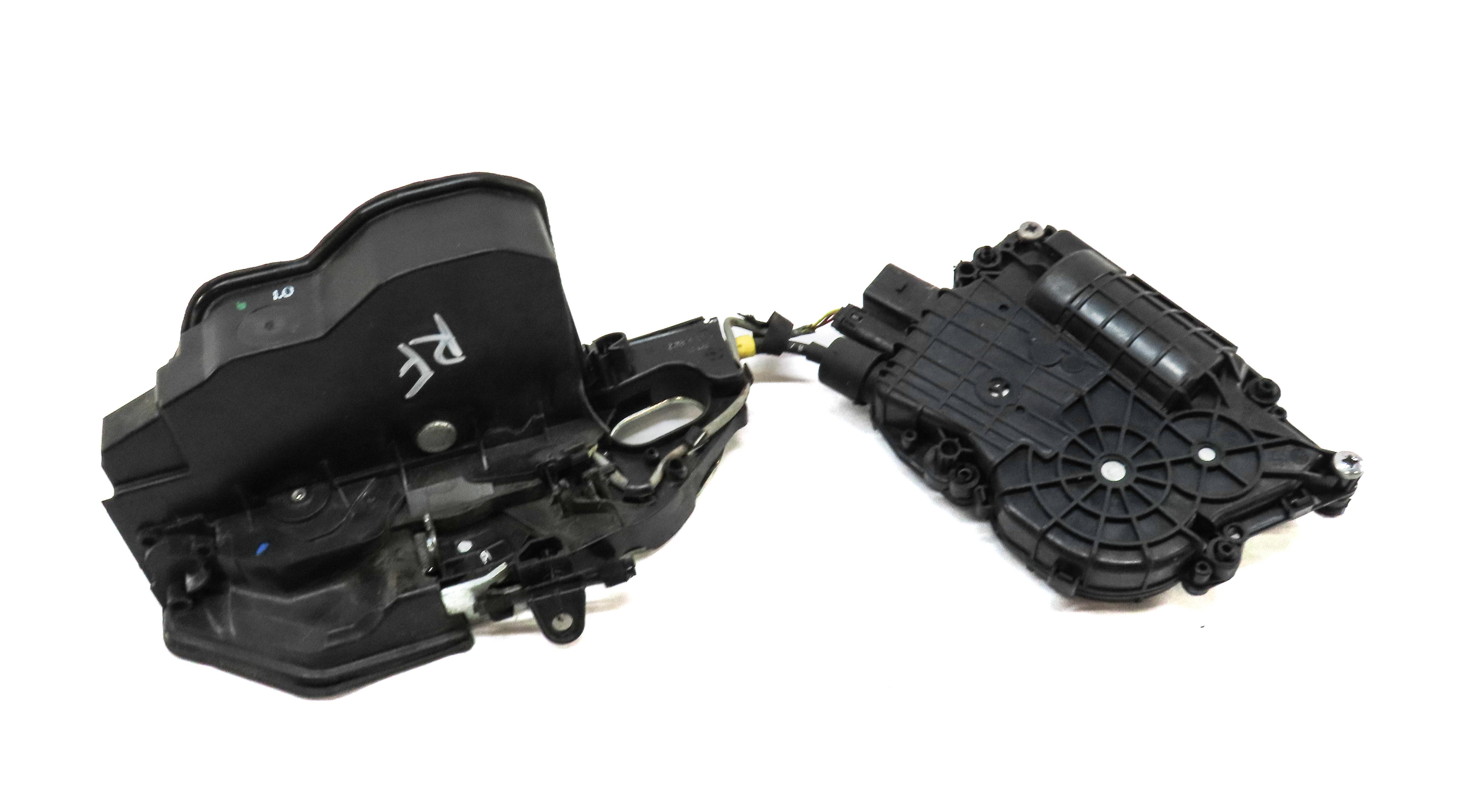 08-14 BMW X5 X6 (E70 E71) FRONT RIGHT PASSENGER SOFT CLOSE DOOR LATCH ACTUATOR — exact item pictured