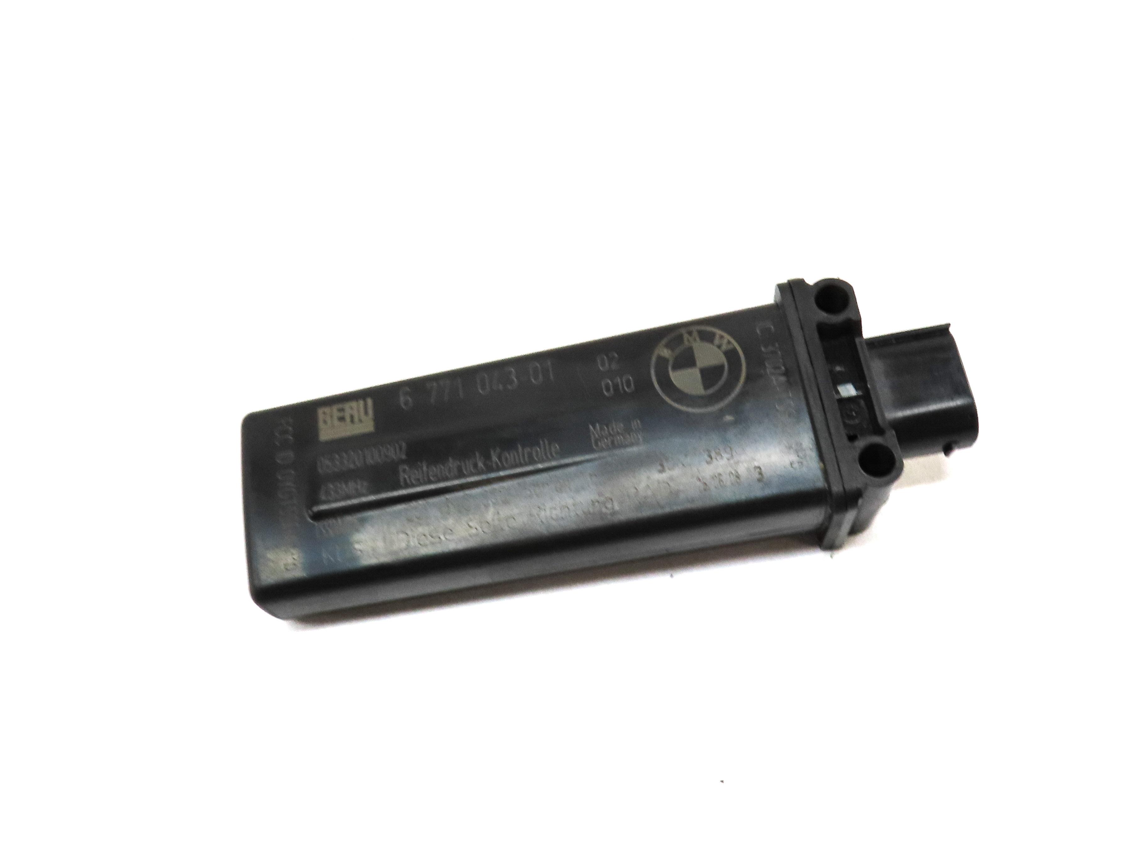 2009 BMW X5 (E70) TPMS TIRE AIR PRESSURE SENSOR ANTENNA MODULE — exact item pictured