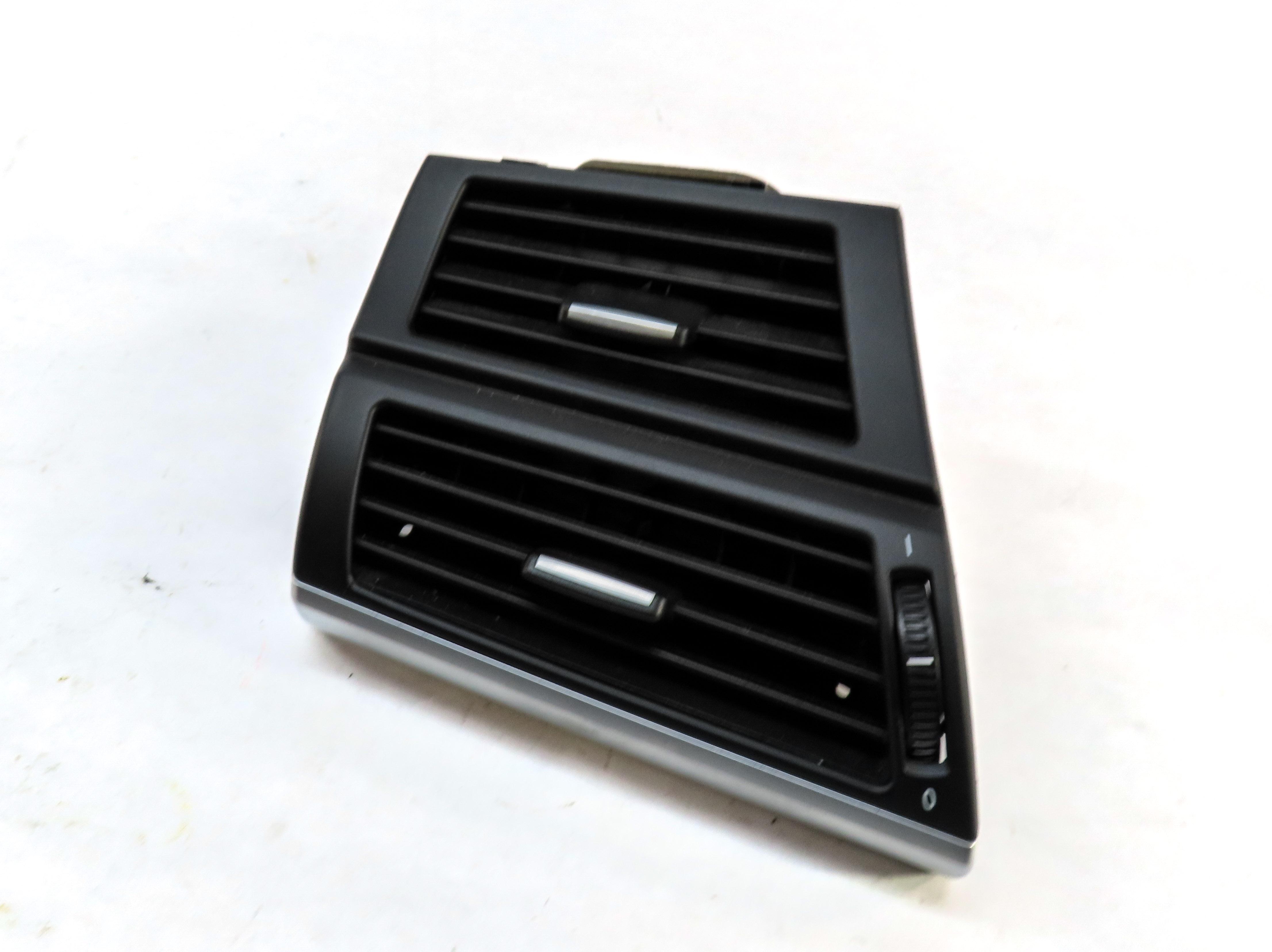 2009 BMW X5 (E70) FRONT LEFT DRIVER DASH HEATER A/C AIR VENT — exact item pictured