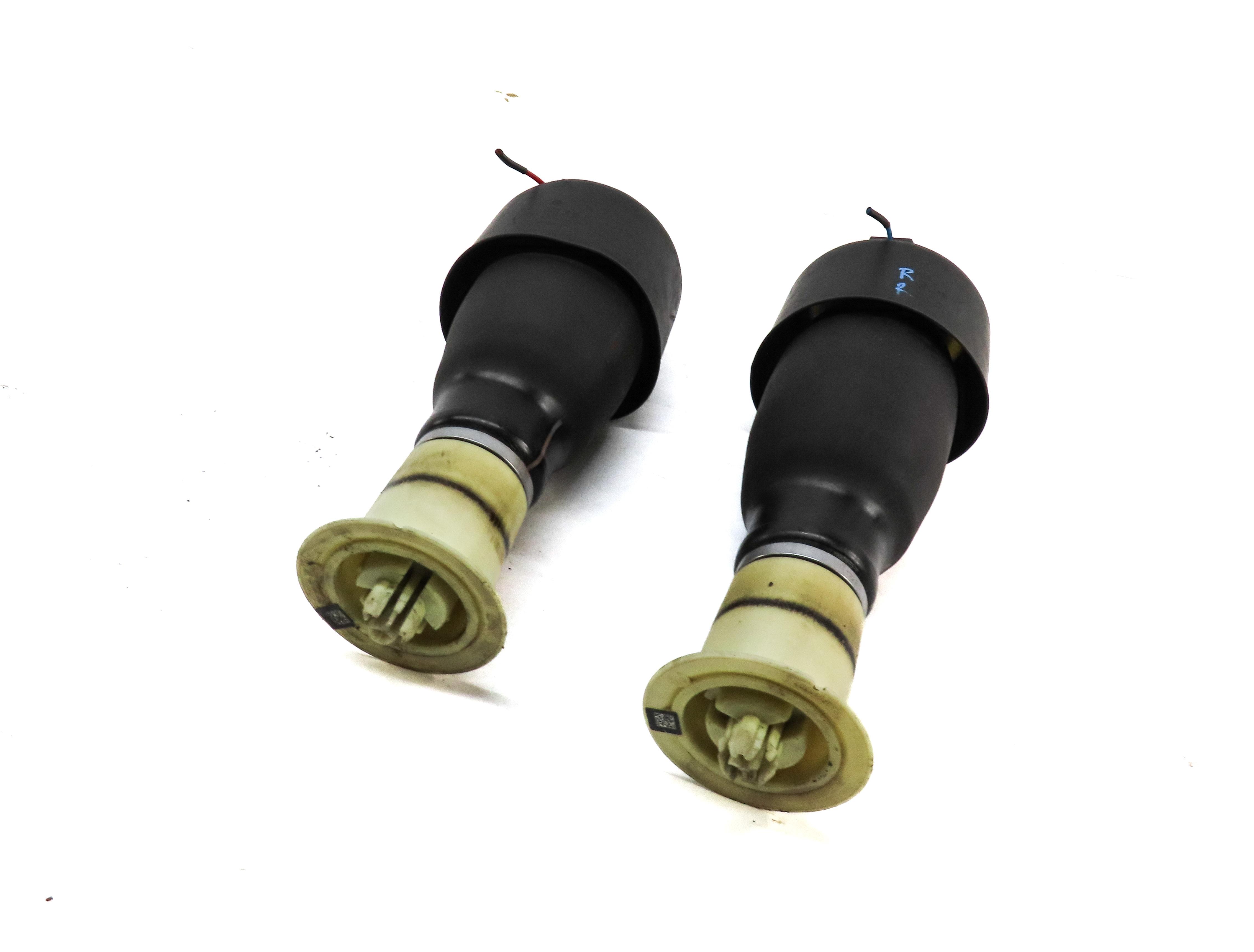 2010-2013 BMW 535iGT 550iGT (F07) LEFT & RIGHT REAR SUSPENSION AIR SPRING SET-2 — exact item pictured
