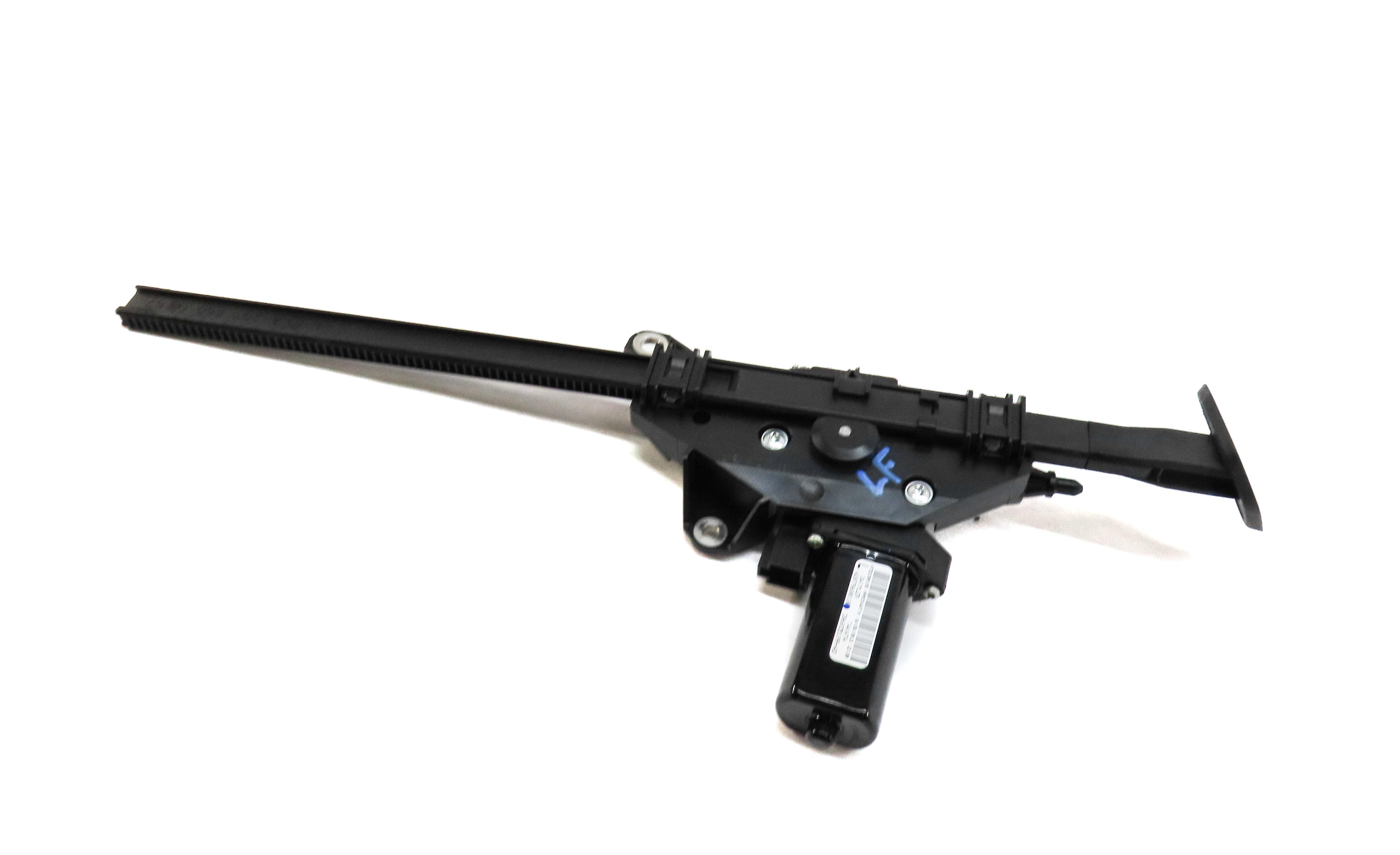 2014 MERCEDES E350 (C207) COUPE FRONT LEFT DRIVER SEATBELT HANDOVER ARM w/ MOTOR — exact item pictured