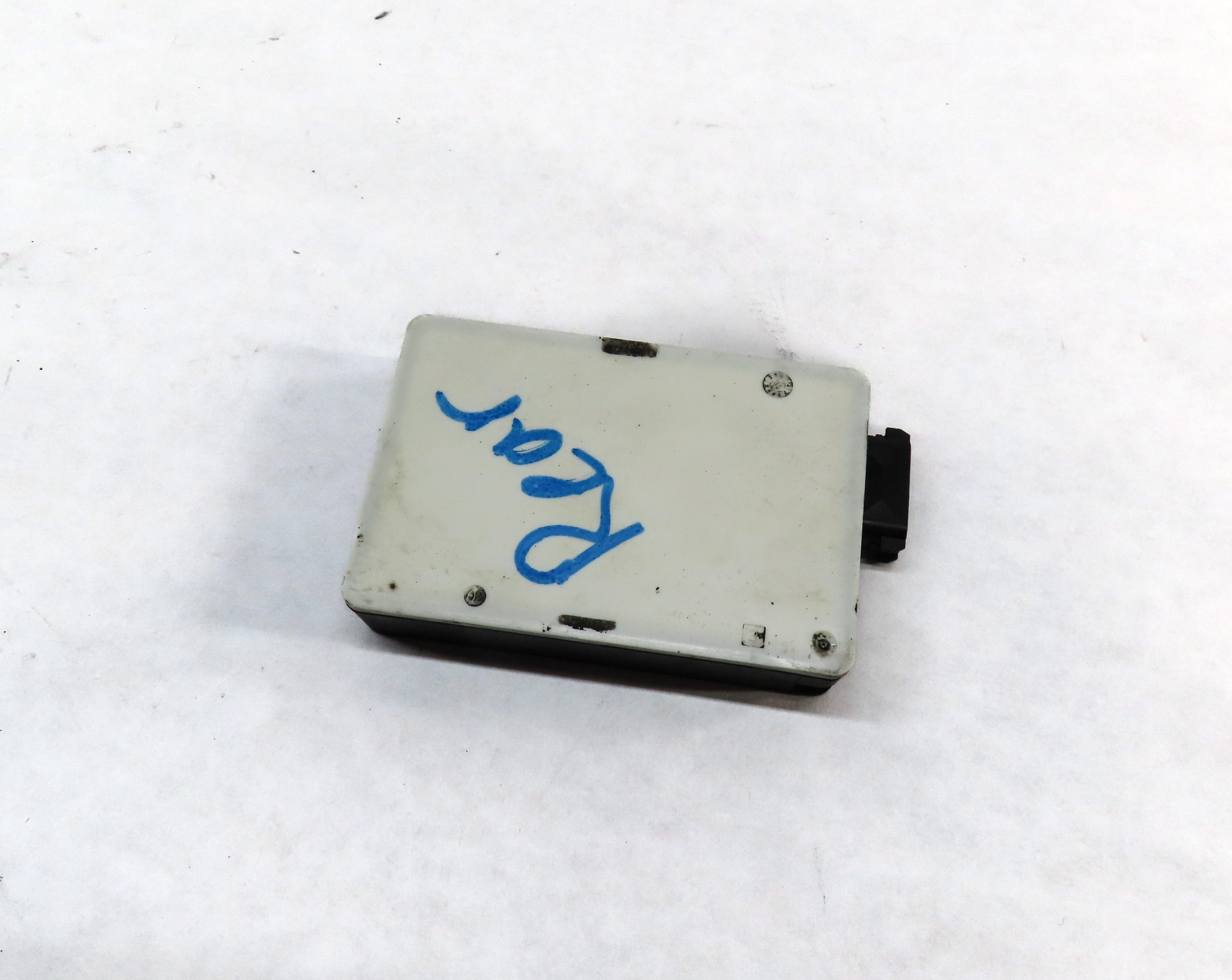2014 MERCEDES E350 (A207 C207 W207) REAR BLIND SPOT LANE KEEP CONTROL MODULE — exact item pictured