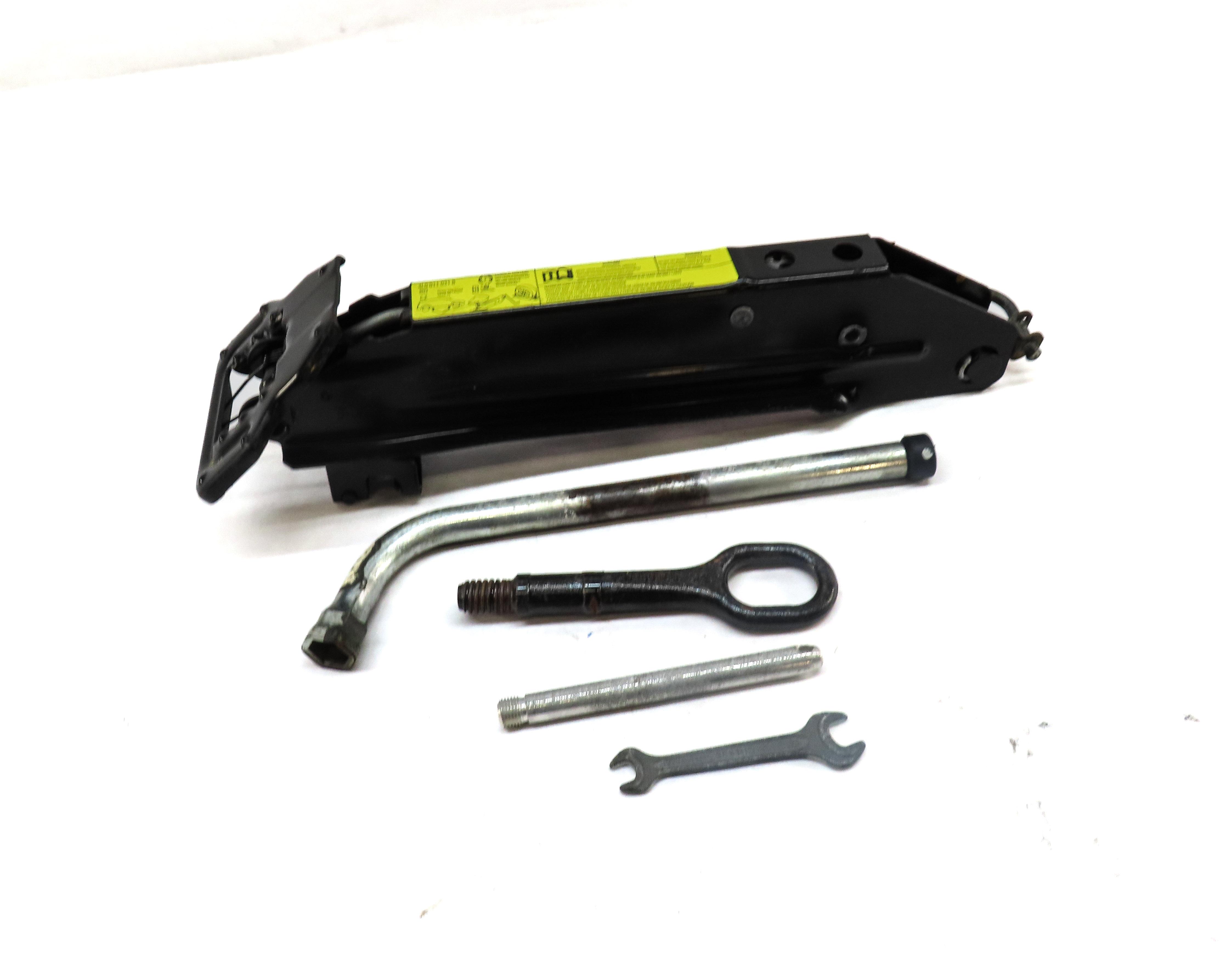 09-17 AUDI Q5 SQ5 Q7 (8R 4L) EMERGENCY SPARE TIRE JACK CAR LIFT JACK TOOL SET — exact item pictured