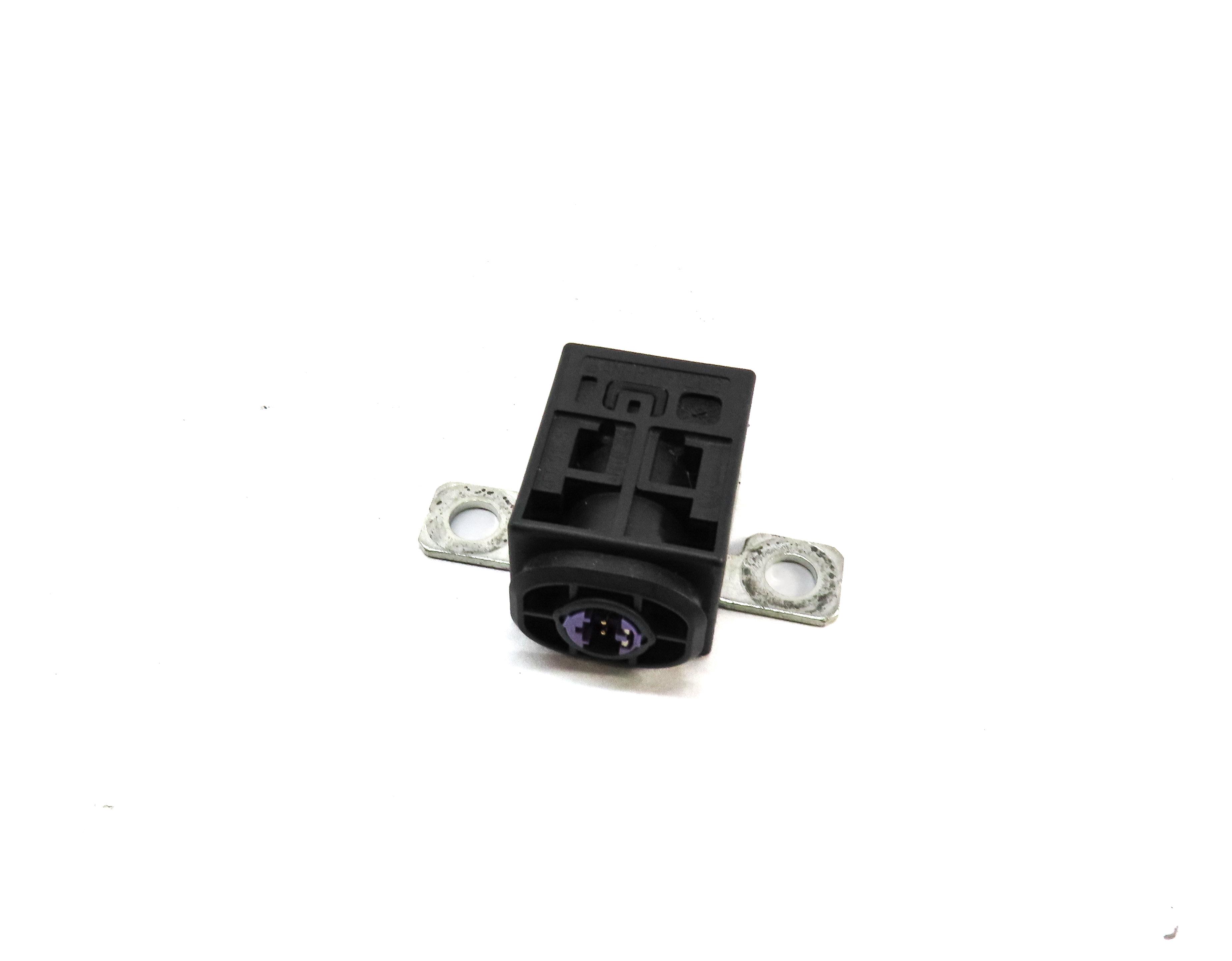 2011 AUDI Q7 (4L) BATTERY OVERLOAD PROTECTION SENSOR SWITHC MODULE — exact item pictured