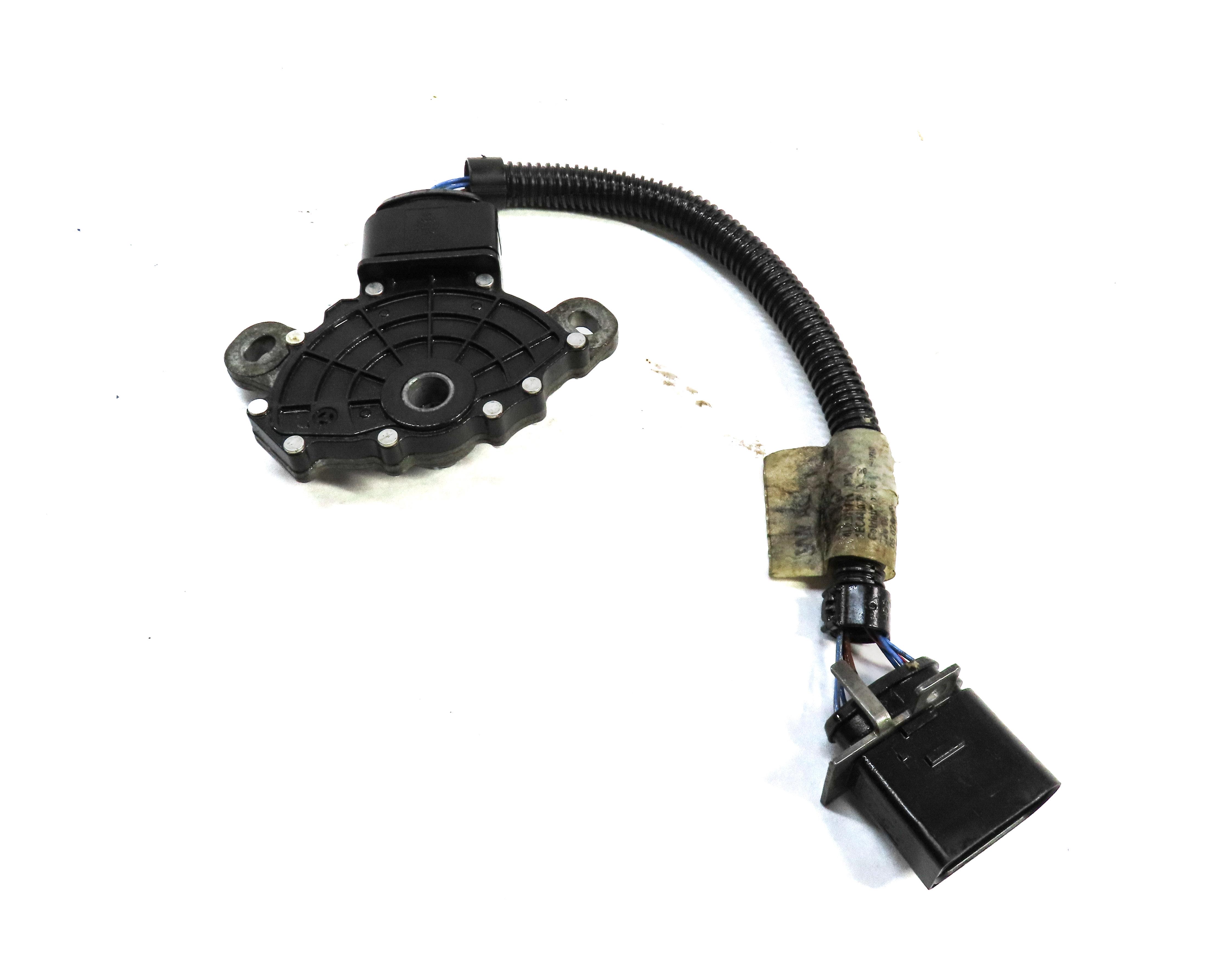 2011 AUDI Q7 (4L) A/T AUTO AUTOMATIC TRANSMISSION NEUTRAL SAFETY RANGE SWITCH — exact item pictured