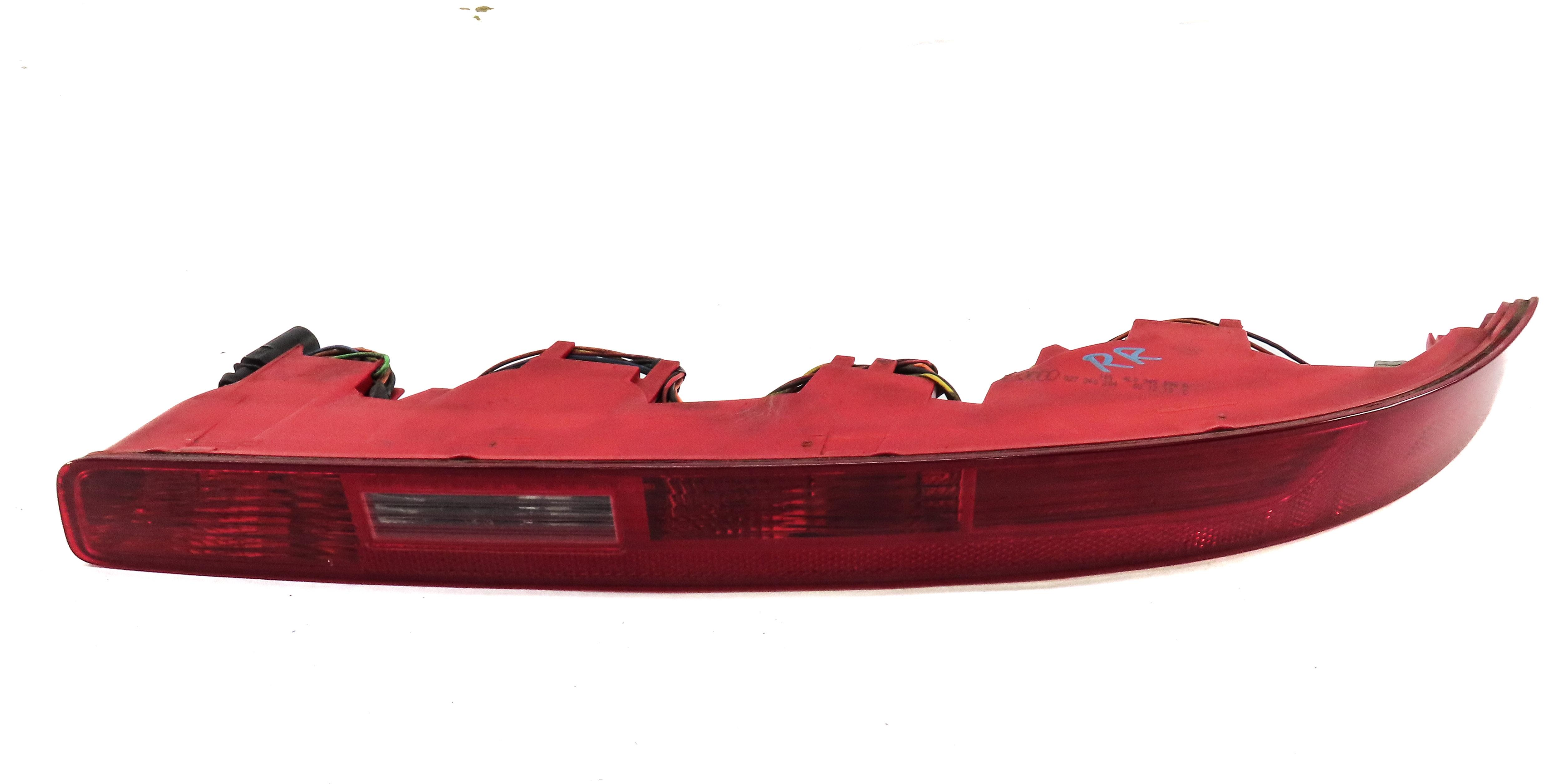 2007-2015 AUDI Q7 (4L) RIGHT PASSENGER REAR BUMPER LOWER TAILLIGHT LIGHT LAMP — exact item pictured