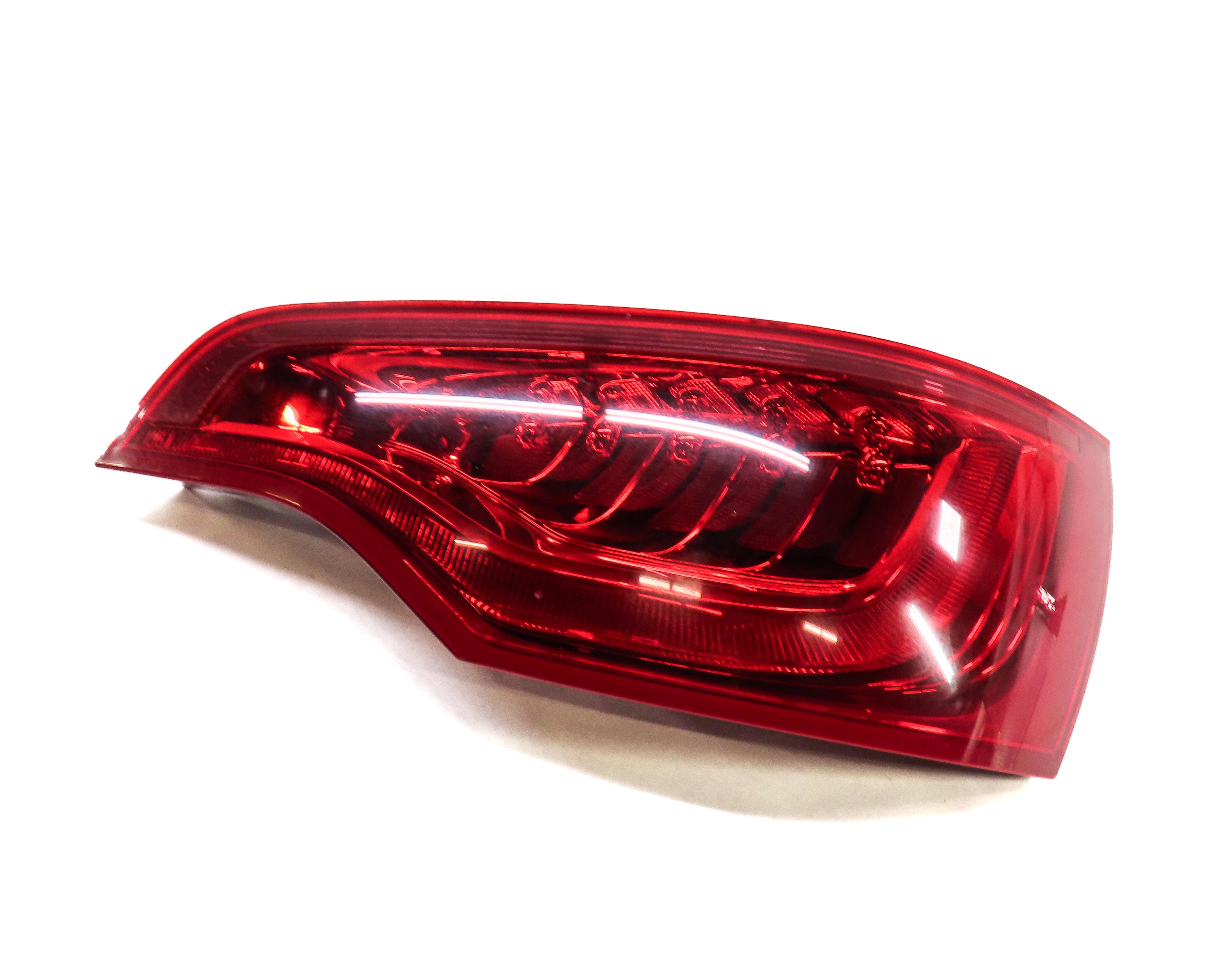 2010-2015 AUDI Q7 (4L) RIGHT PASSENGER REAR TAILLIGHT BRAKE LIGHT LAMP (LED) — exact item pictured