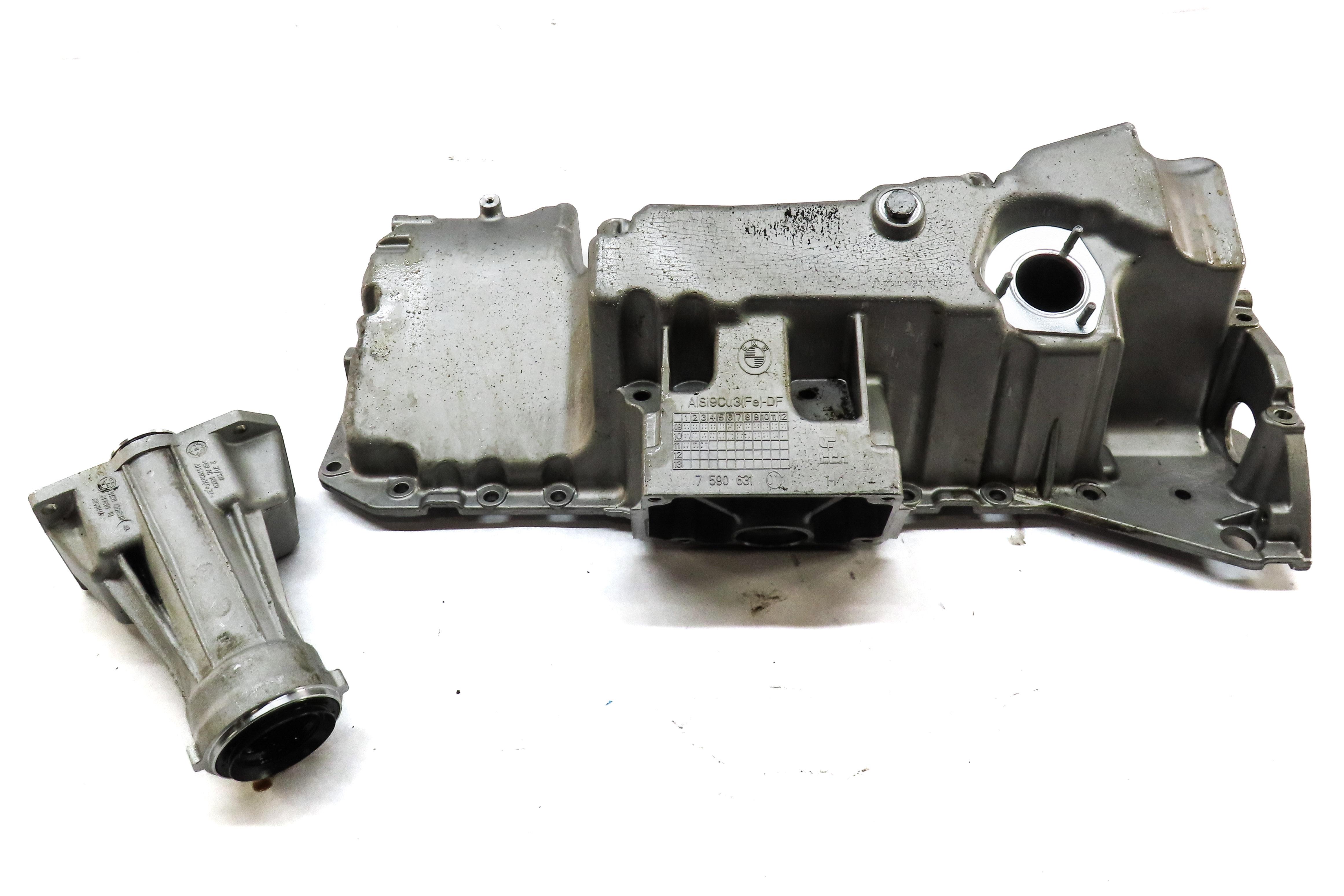 11-14 BMW X5 X6 (E70 E71) 3.0L N55 TURBO ENGINE OIL PAN w/ OUTPUT AXLE FLANGE — exact item pictured