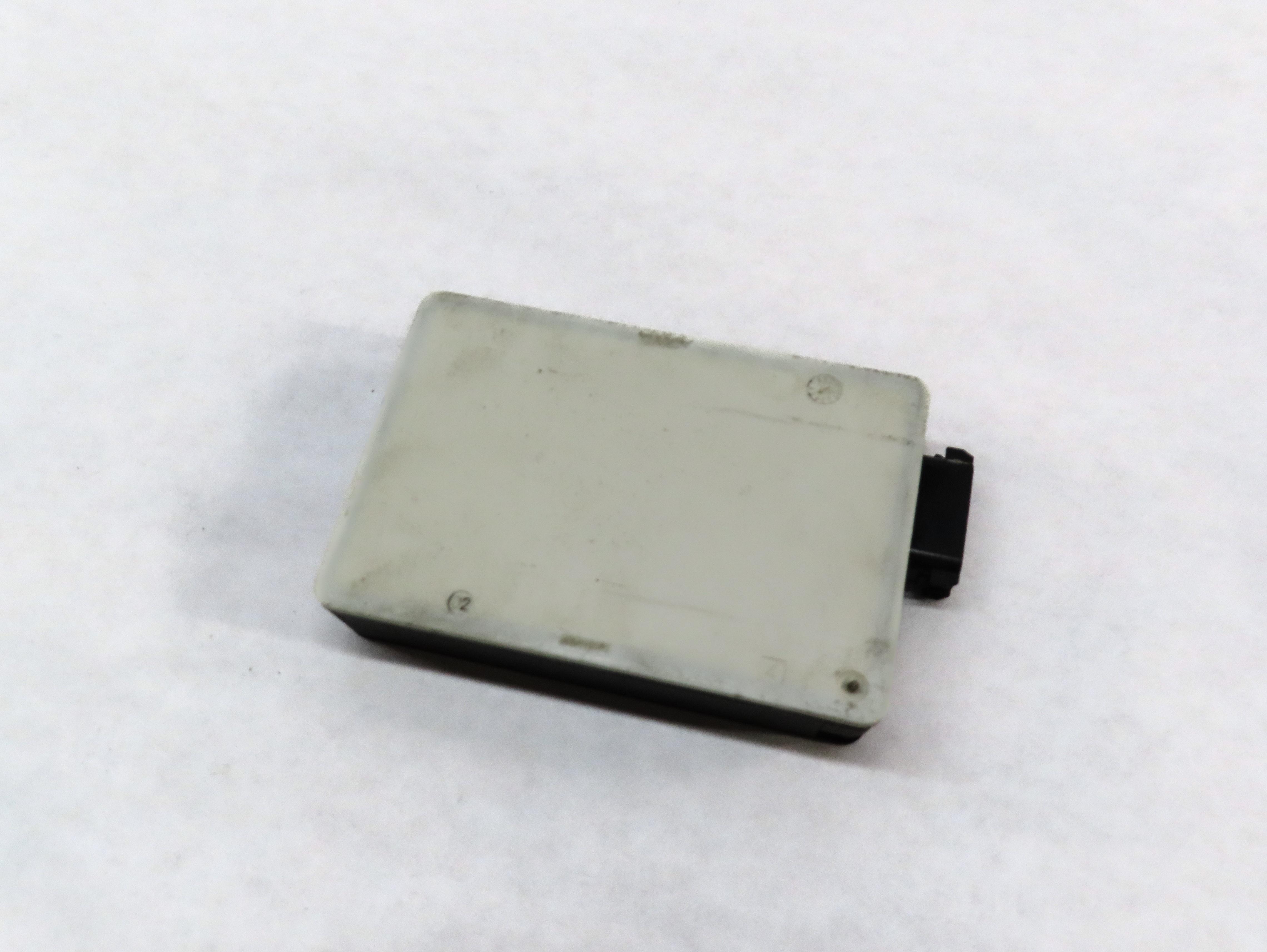 2014 MERCEDES GL350 GL450 GL550 GL63 CLS550 (C218 X166) BLIND SPOT RADAR MODULE — exact item pictured