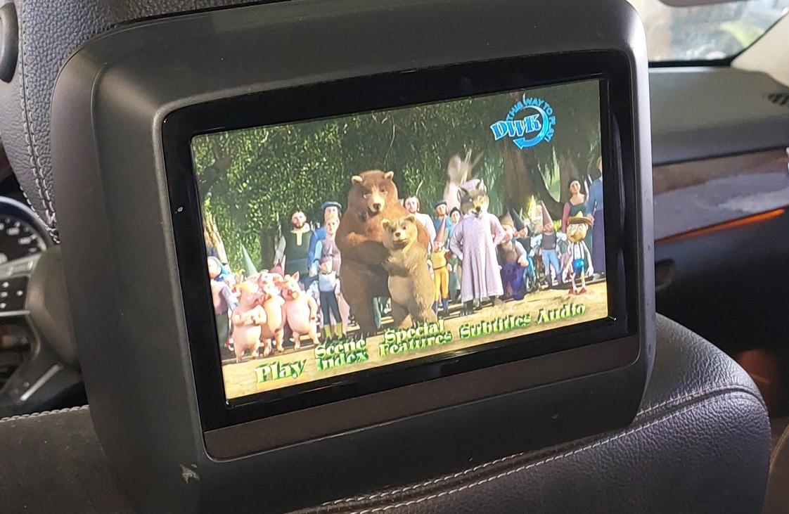 11-19 MERCEDES E GL ML S CLASS - REAR ENTERTAINMENT HEADREST VIDEO SCREEN — exact item pictured