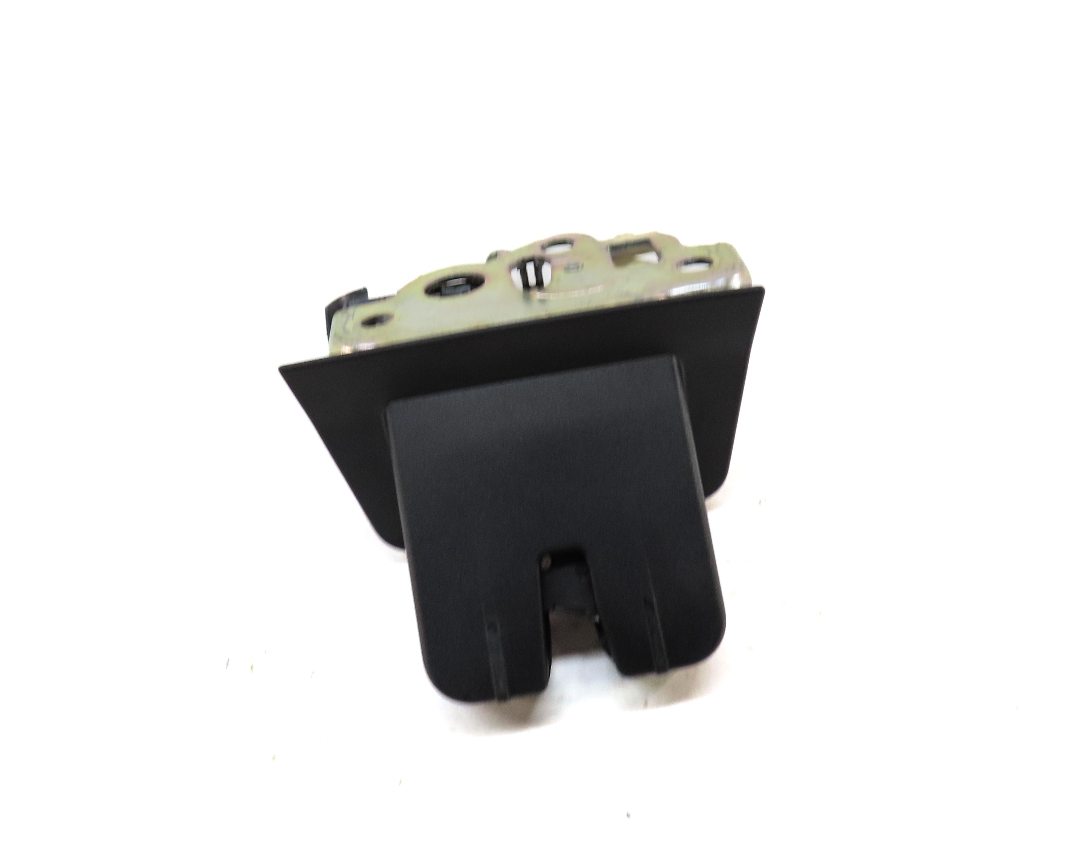 2015 AUDI Q3 (8U) REAR TRUNK LOCK LATCH ACTUATOR — exact item pictured