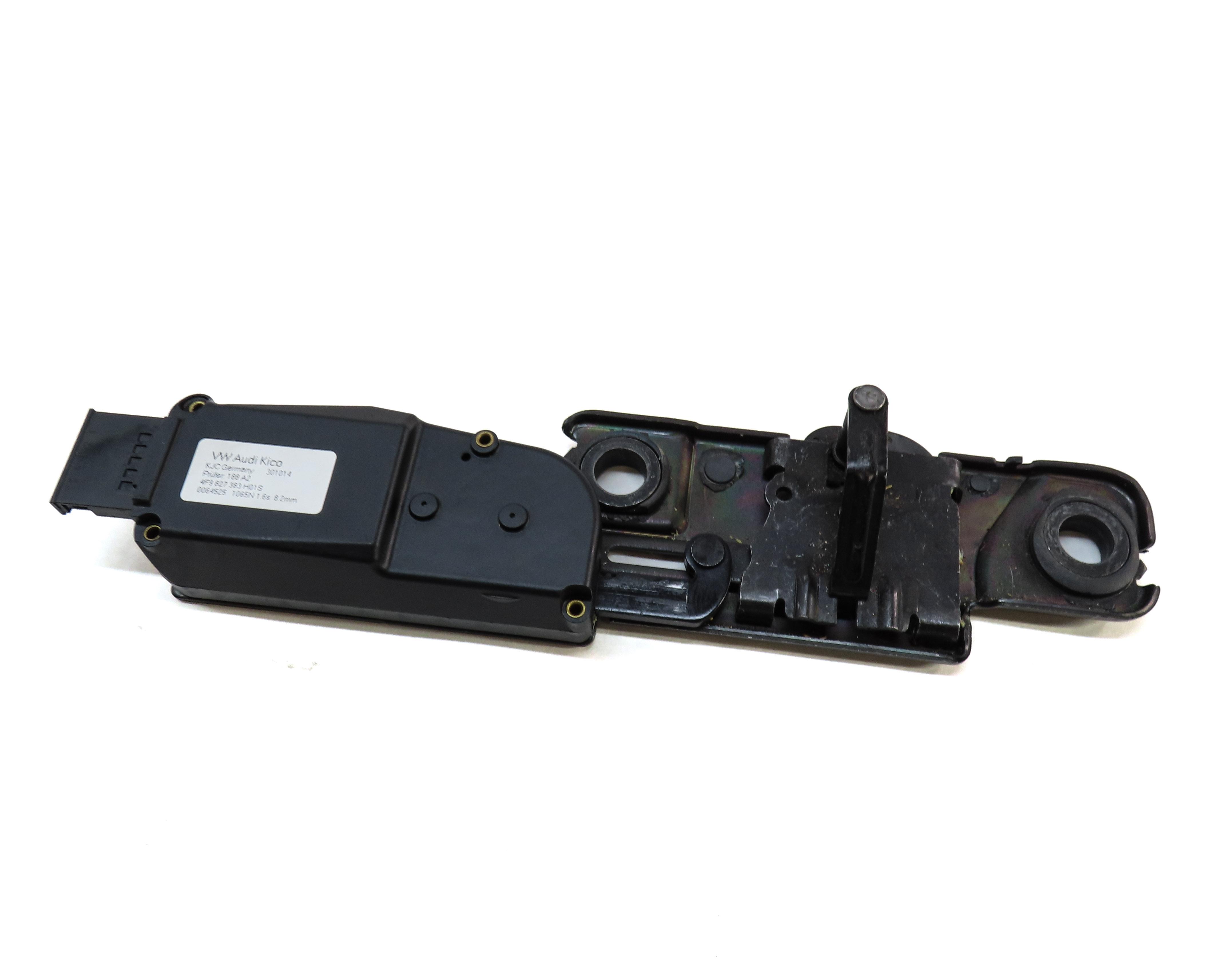 2015 AUDI Q3 (8U) REAR TRUNK LOCK LATCH ACTUATOR STRIKER PLATE — exact item pictured