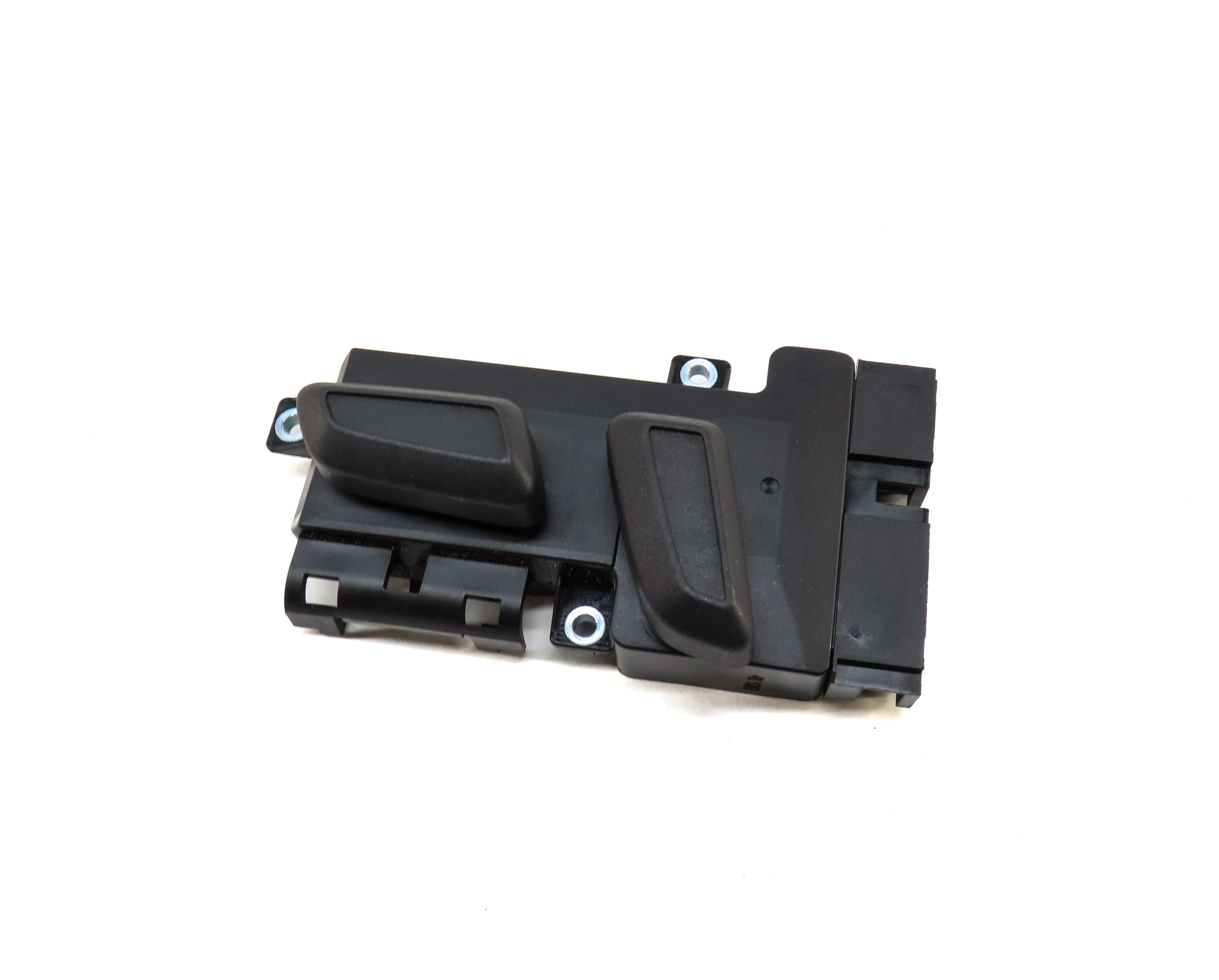 2015 AUDI Q3 (8U) FRONT RIGHT PASSENGER SEAT ADJUST ADJUSTMENT SWITCH BUTTON — exact item pictured