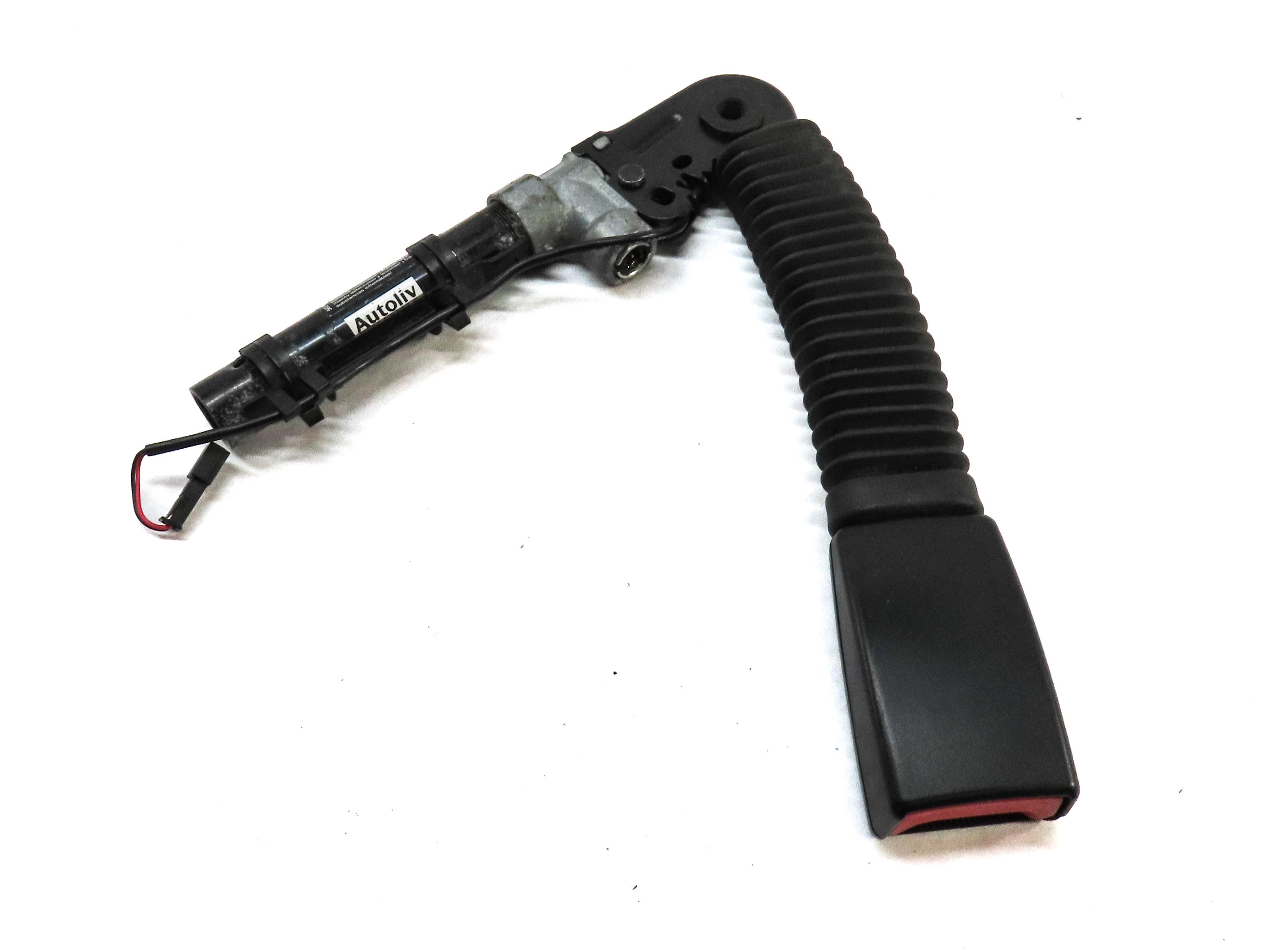 10-17 BMW 5 7 GT SERIES (F01 F07 F10) FRONT LEFT DRIVER SEATBELT BUCKLE RECEIVER — exact item pictured