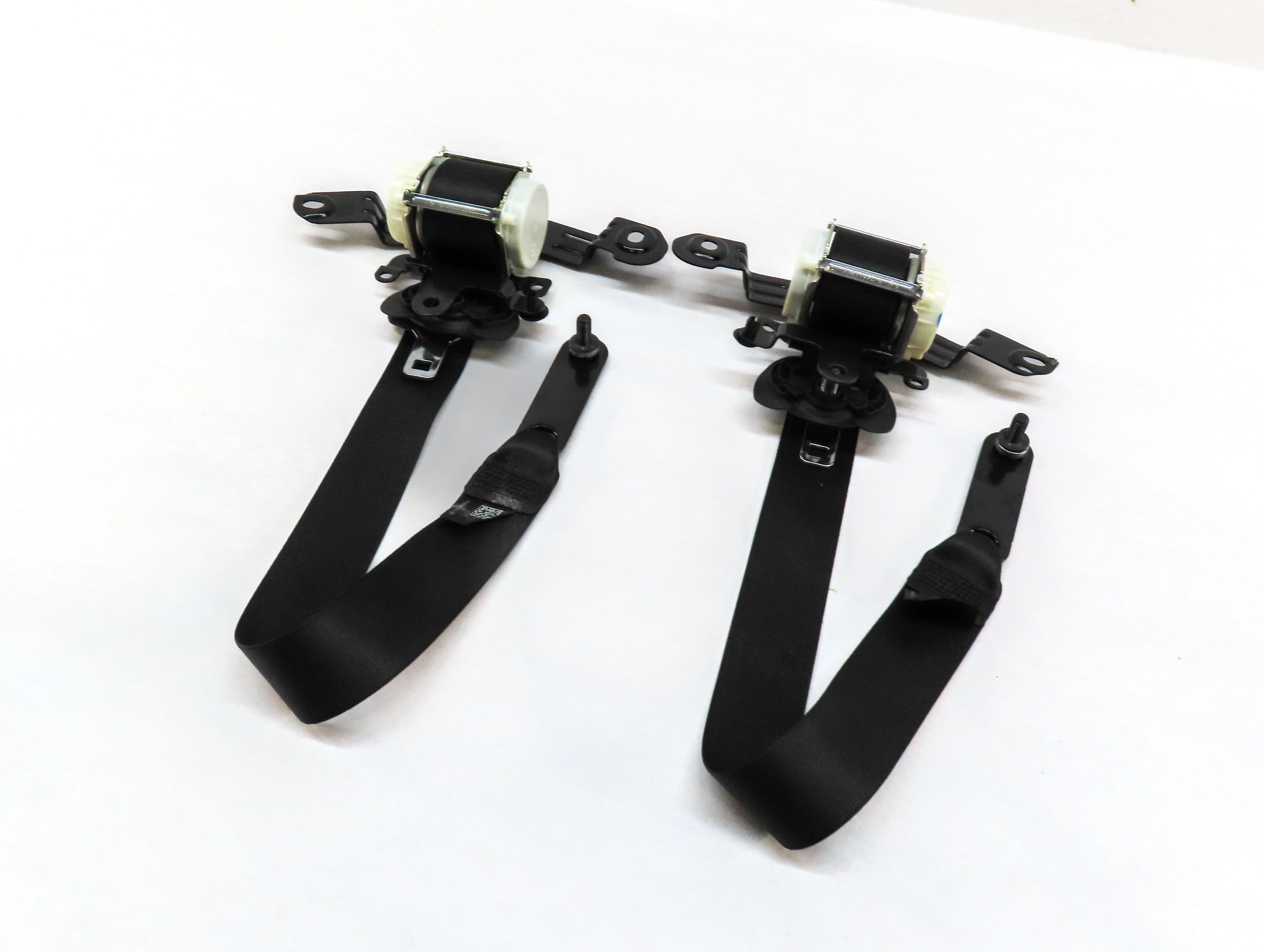 2012 BMW 550iGT (F07) REAR LEFT & RIGHT SEATBELT RETRACTOR SET 2 (BLACK) — exact item pictured