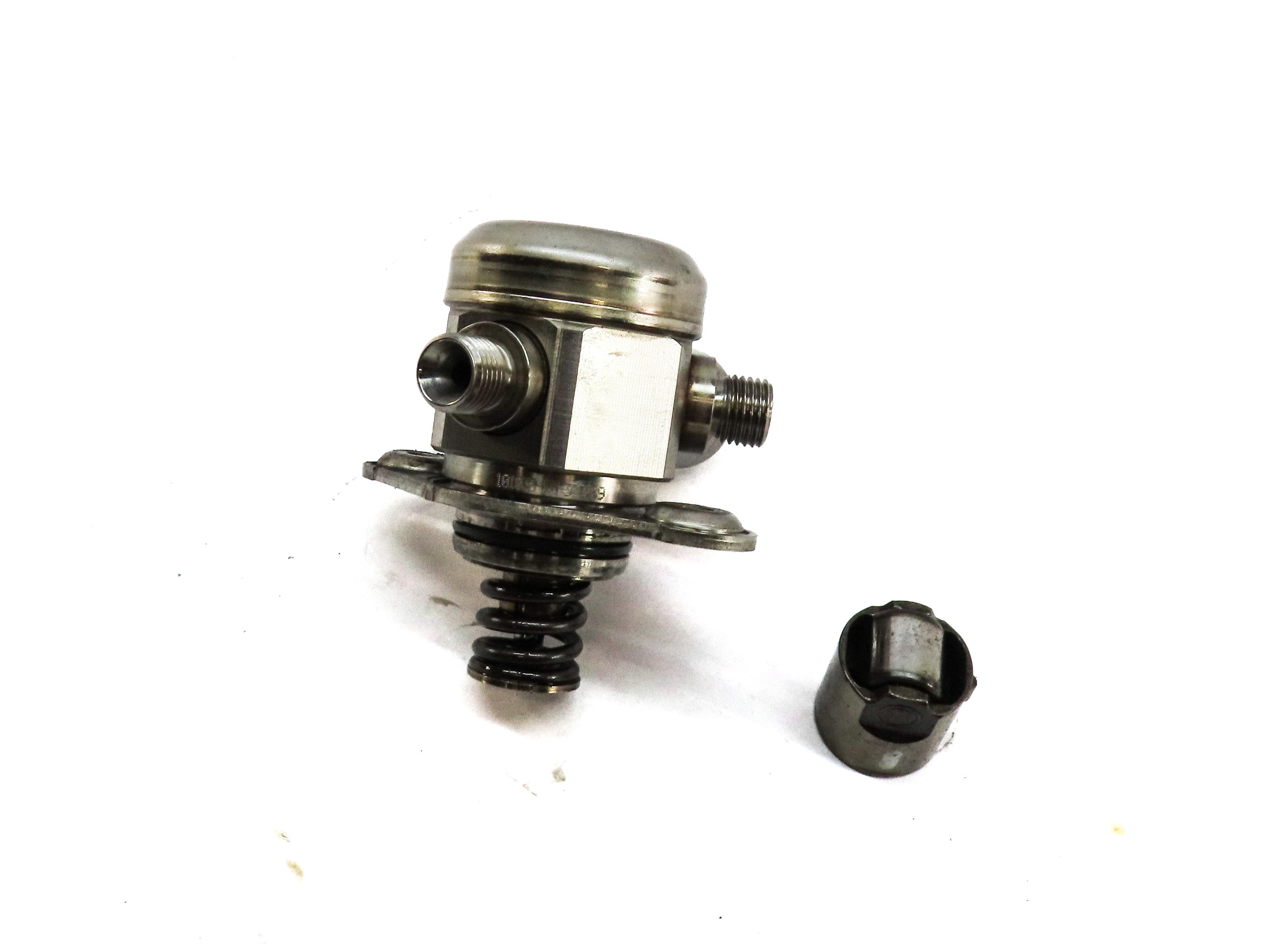 08-14 BMW 5 6 7 X5 X6 F01 F10 E70 E71 4.4L MECHANICAL HIGH PRESSURE FUEL PUMP — exact item pictured
