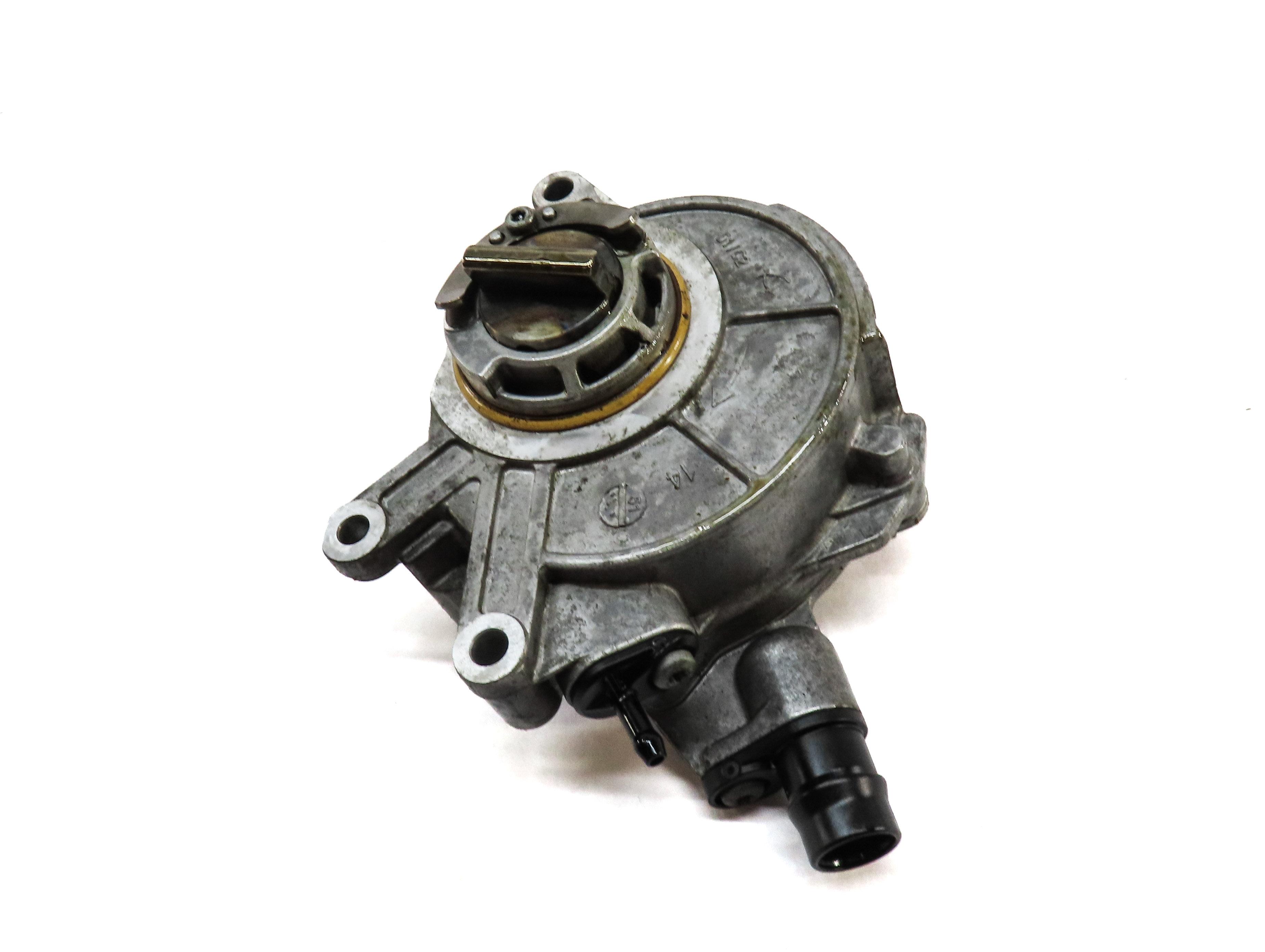 10-17 BMW 5 7 M5 X6 X6 X5M X6M (F01 F10 F15 F16 F85 F86) 4.4L BRAKE VACUUM PUMP — exact item pictured