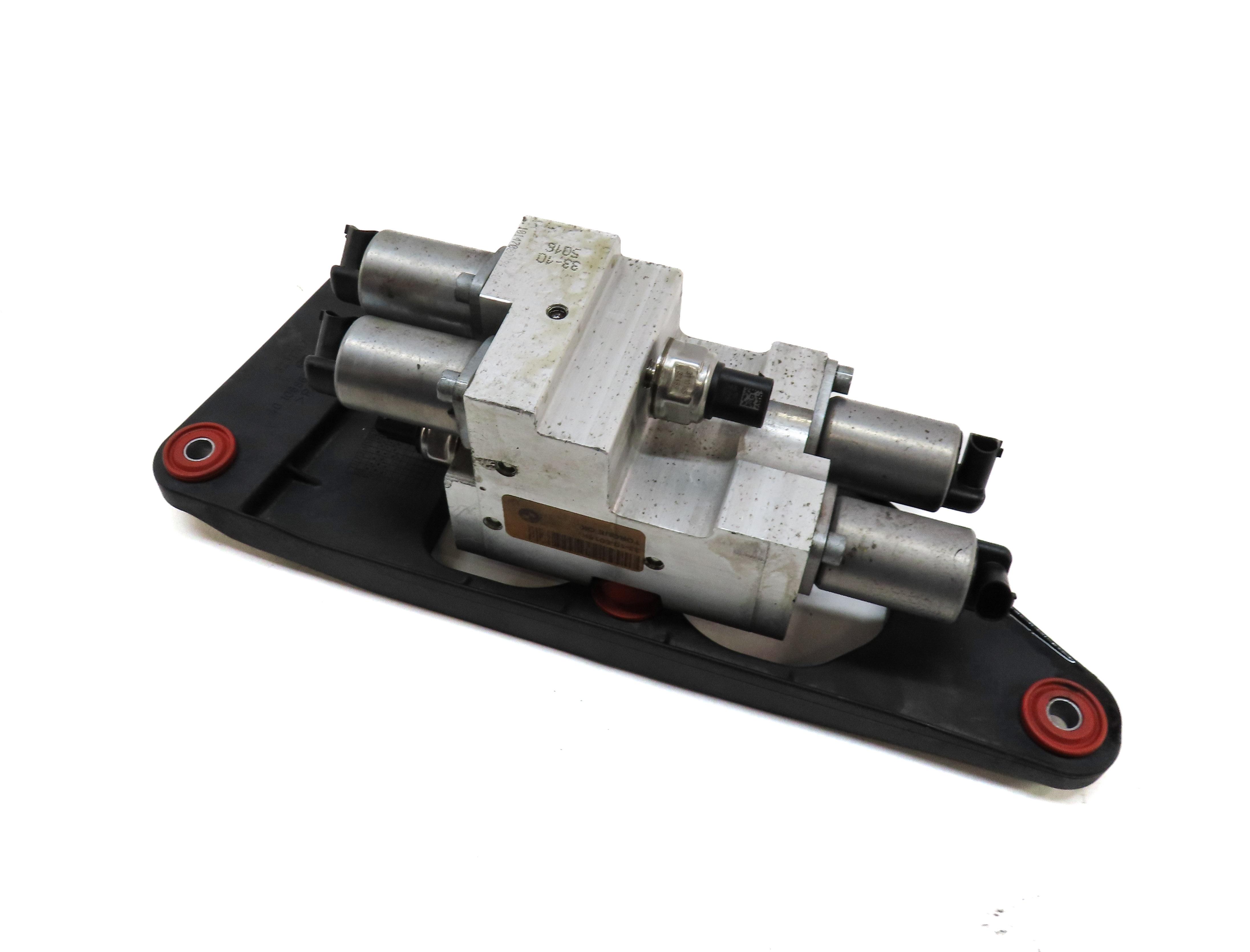 2011 BMW X5 (E70) DYNAMIC DRIVE SUSPENSION HYDRAULIC VALVE BLOCK 6794578 — exact item pictured