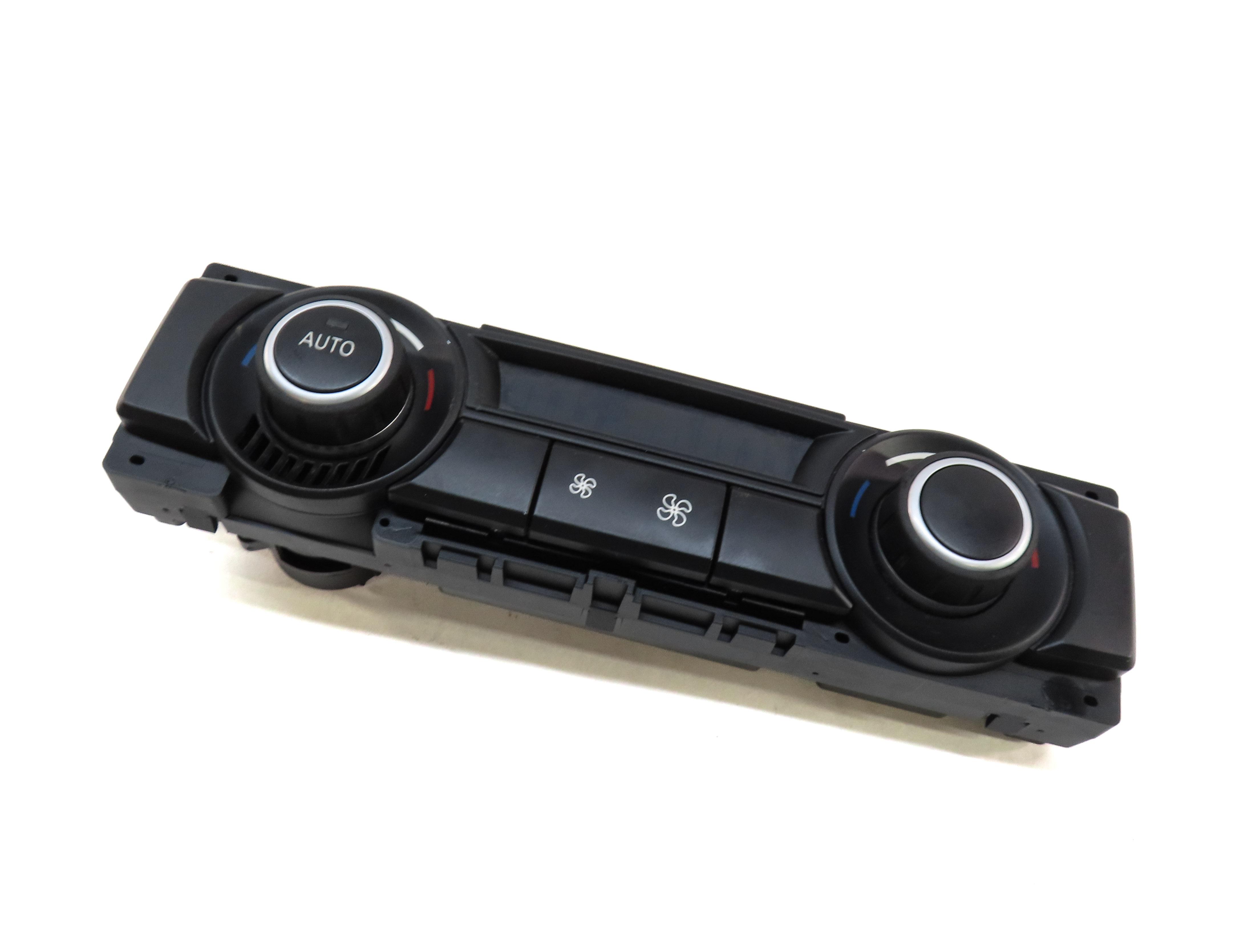 2007-2013 BMW X5 (E70) REAR HEATER A/C CLIMATE TEMPERATURE CONTROL PANEL — exact item pictured