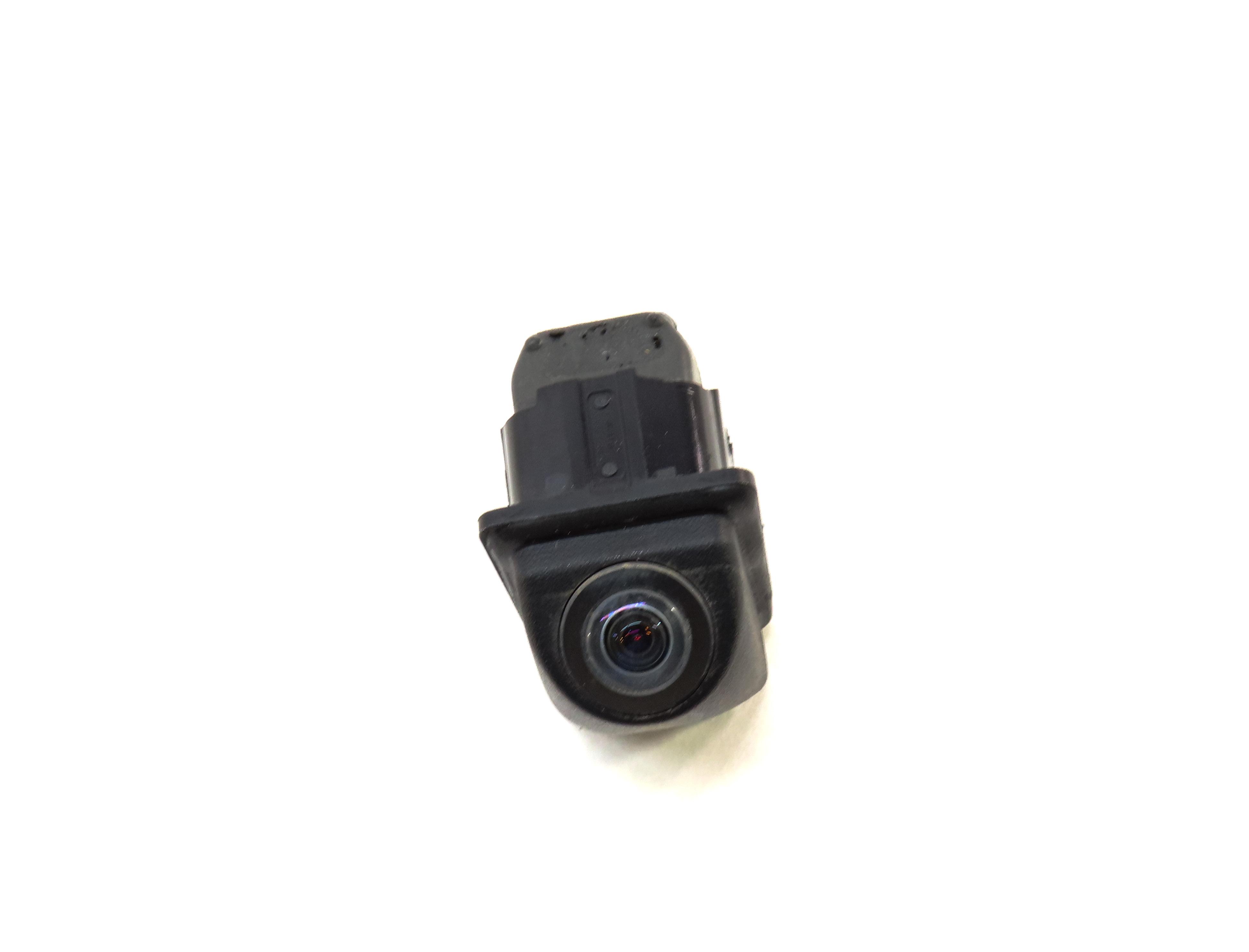 09-18 BMW 2 3 4 5 7 M5 X3 X5 X6 (F01 F07 F10 F15 F16 F30 F32) REARVIEW CAMERA — exact item pictured