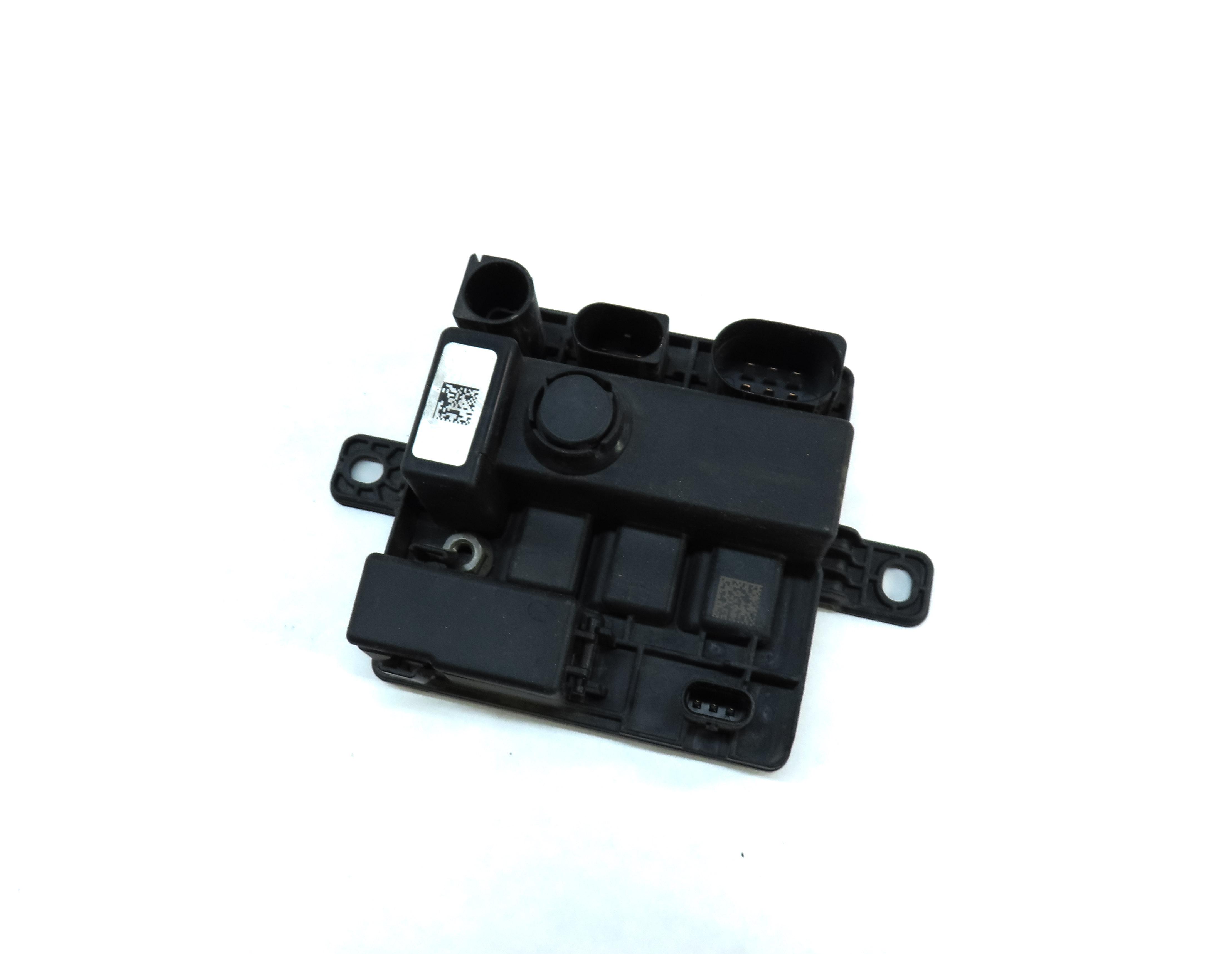 2014 BMW X3 (F25) INTEGRATED POWER SUPPLY CONTROL MODULE 12637591534 — exact item pictured