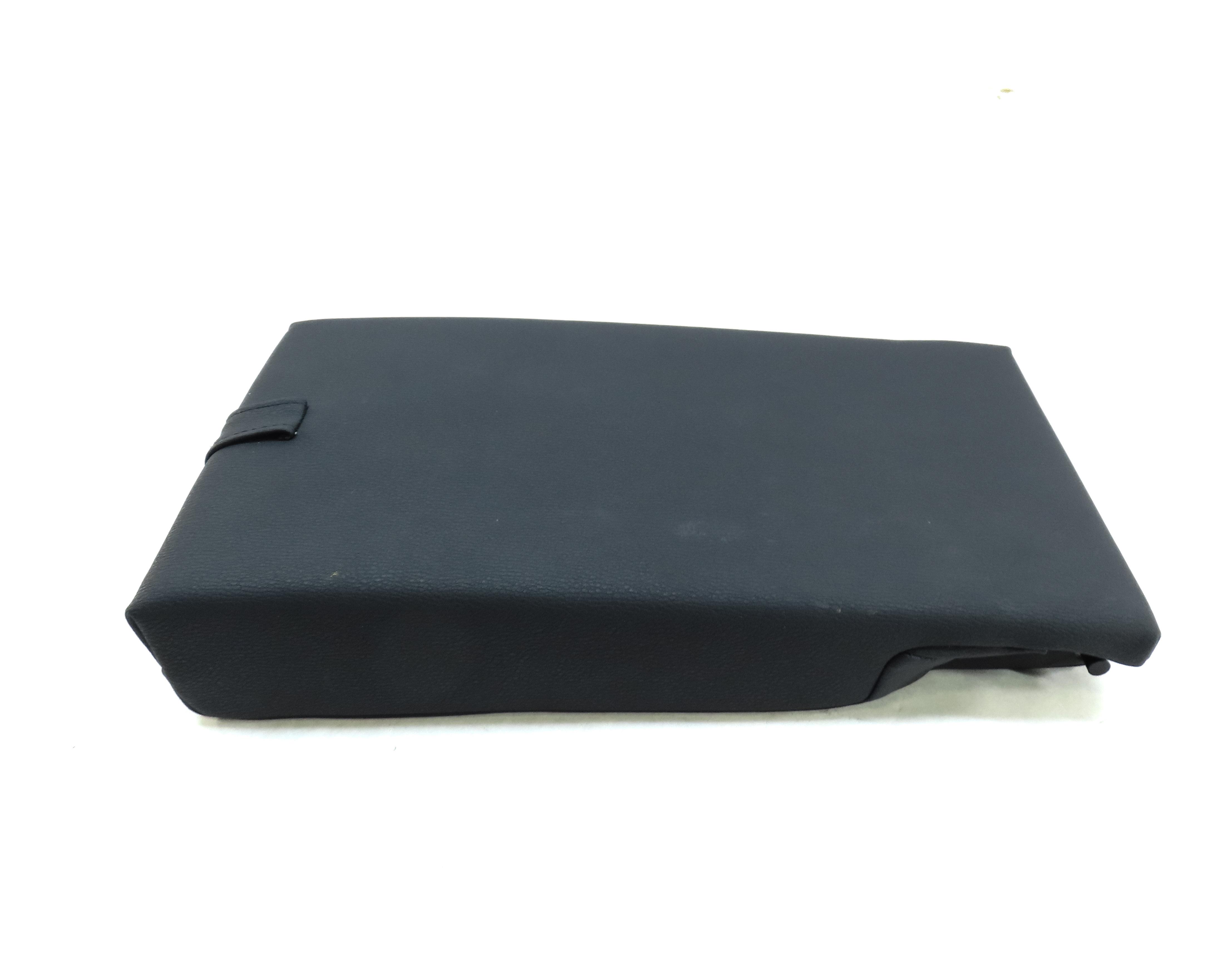 11-17 BMW X3 X4 (F25 F26) REAR SEAT CENTER CONSOLE ARMREST CUPHOLDER (BLACK) — exact item pictured