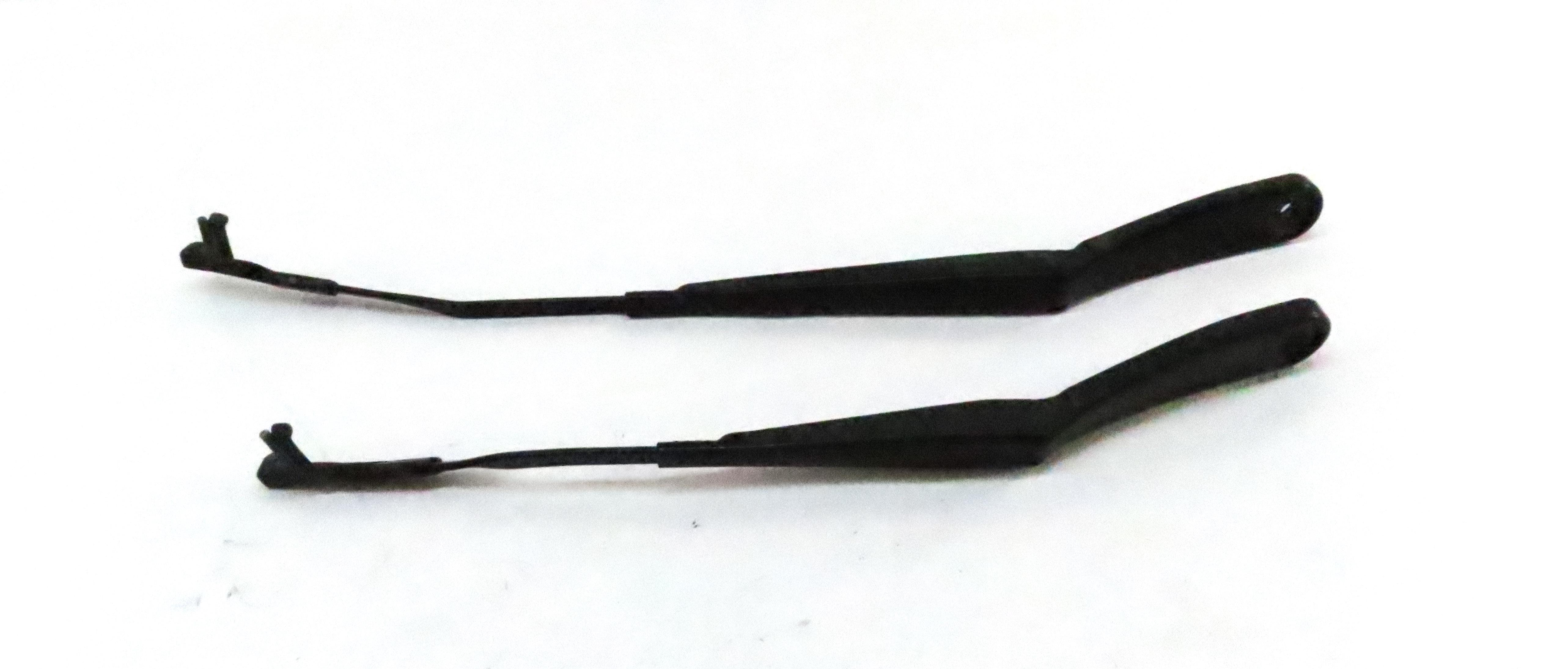 2011-2019 BMW X3 X4 (F25 F26) FRONT LEFT & RIGHT WINDSHIELD WIPER ARM SET — exact item pictured