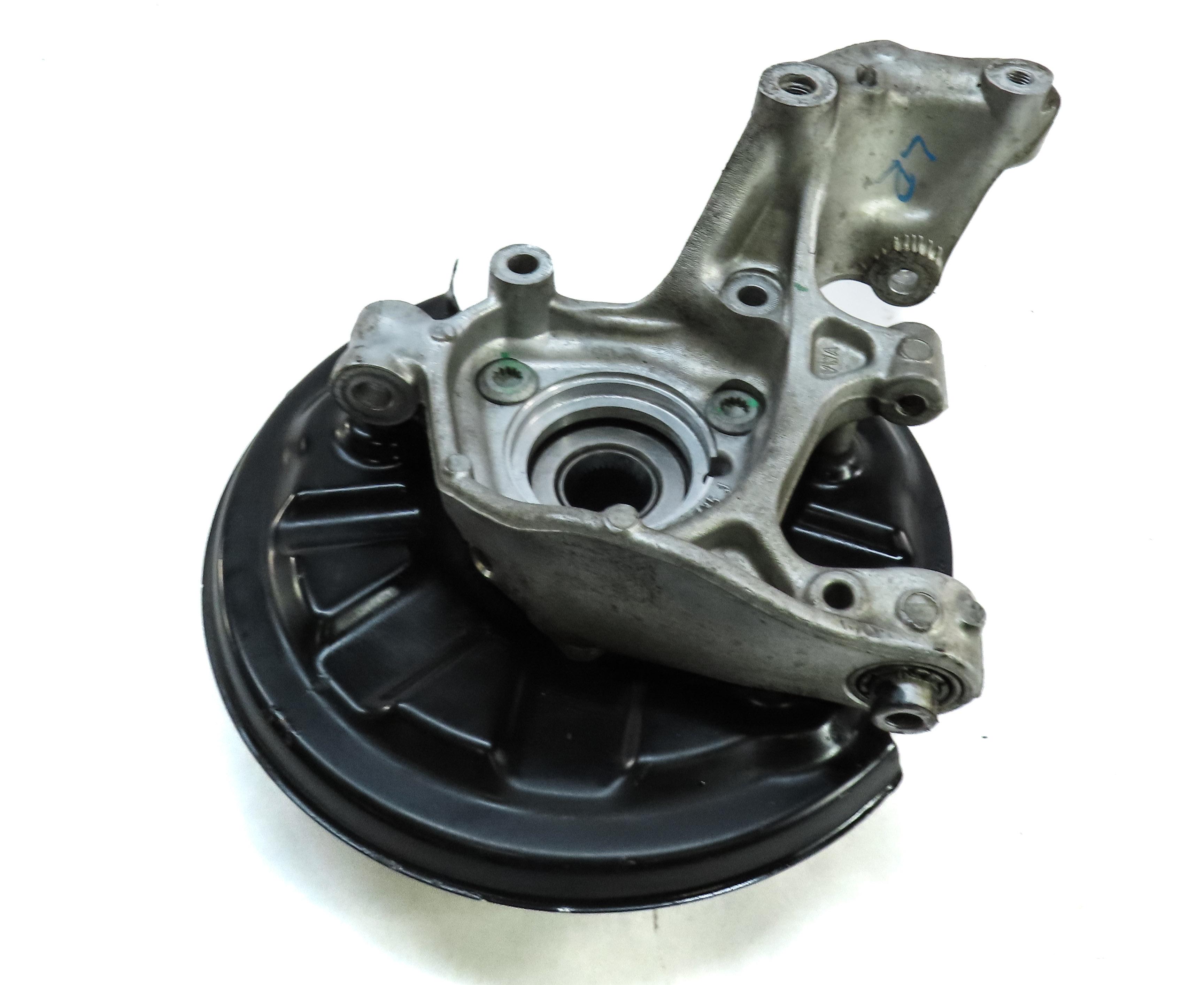 15-19 VW GOLF / AUDI A3 S3 RS3 (8V) AWD - LEFT REAR SPINDLE KNUCKLE WHEEL HUB — exact item pictured