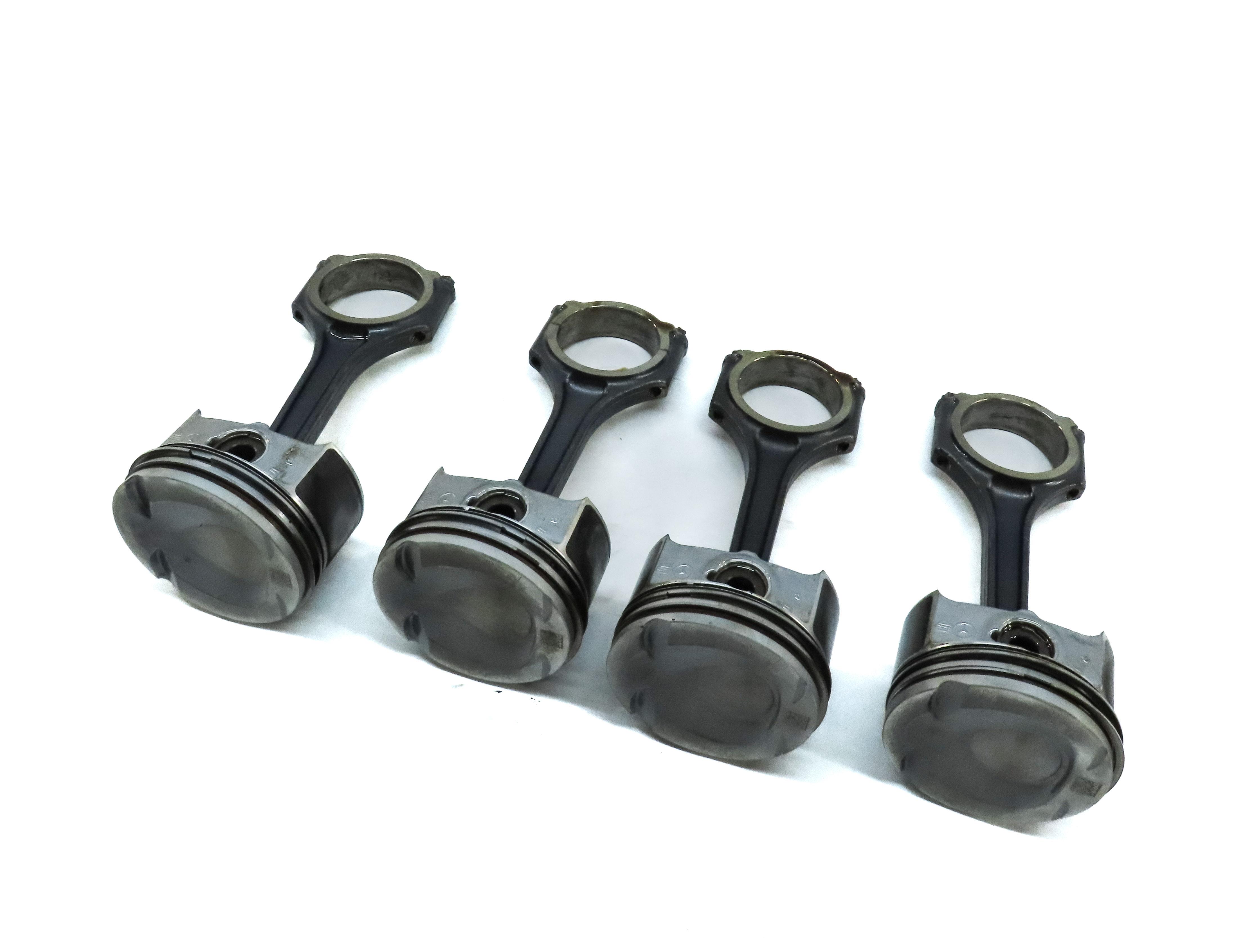 12-15 MERCEDES C250 SLK250 (W204 R172) 1.8L M271 TURBO ENGINE PISTON w/ ROD SET4 — exact item pictured