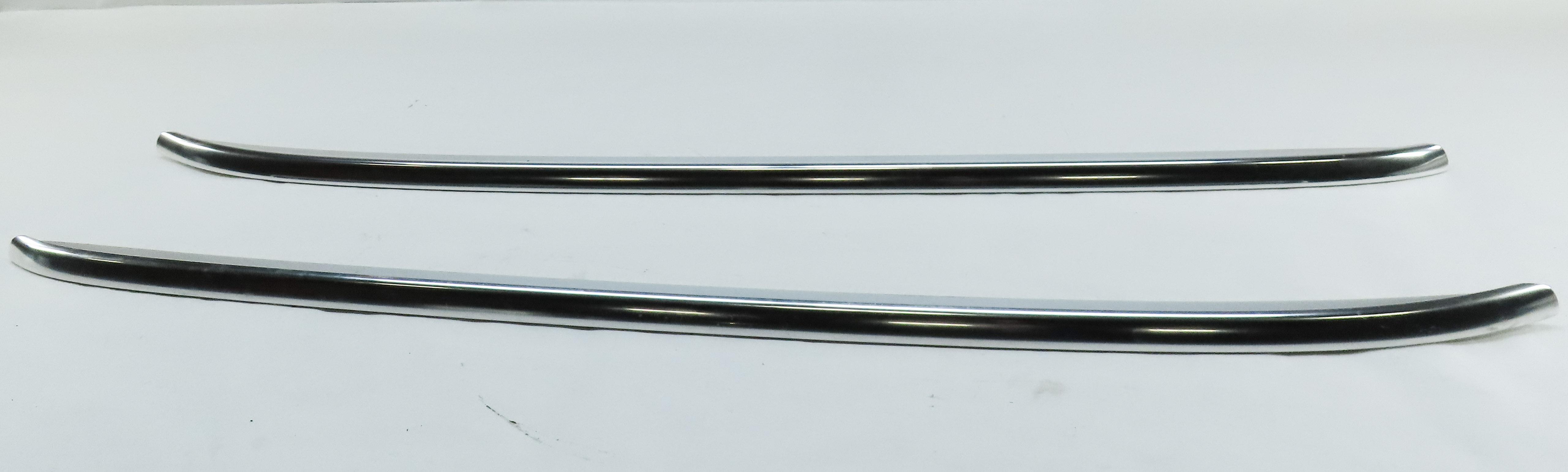 2010 AUDI Q5 (B8 8R) LEFT & RIGHT ROOF RACK RAIL SET-2 (SILVER) — exact item pictured