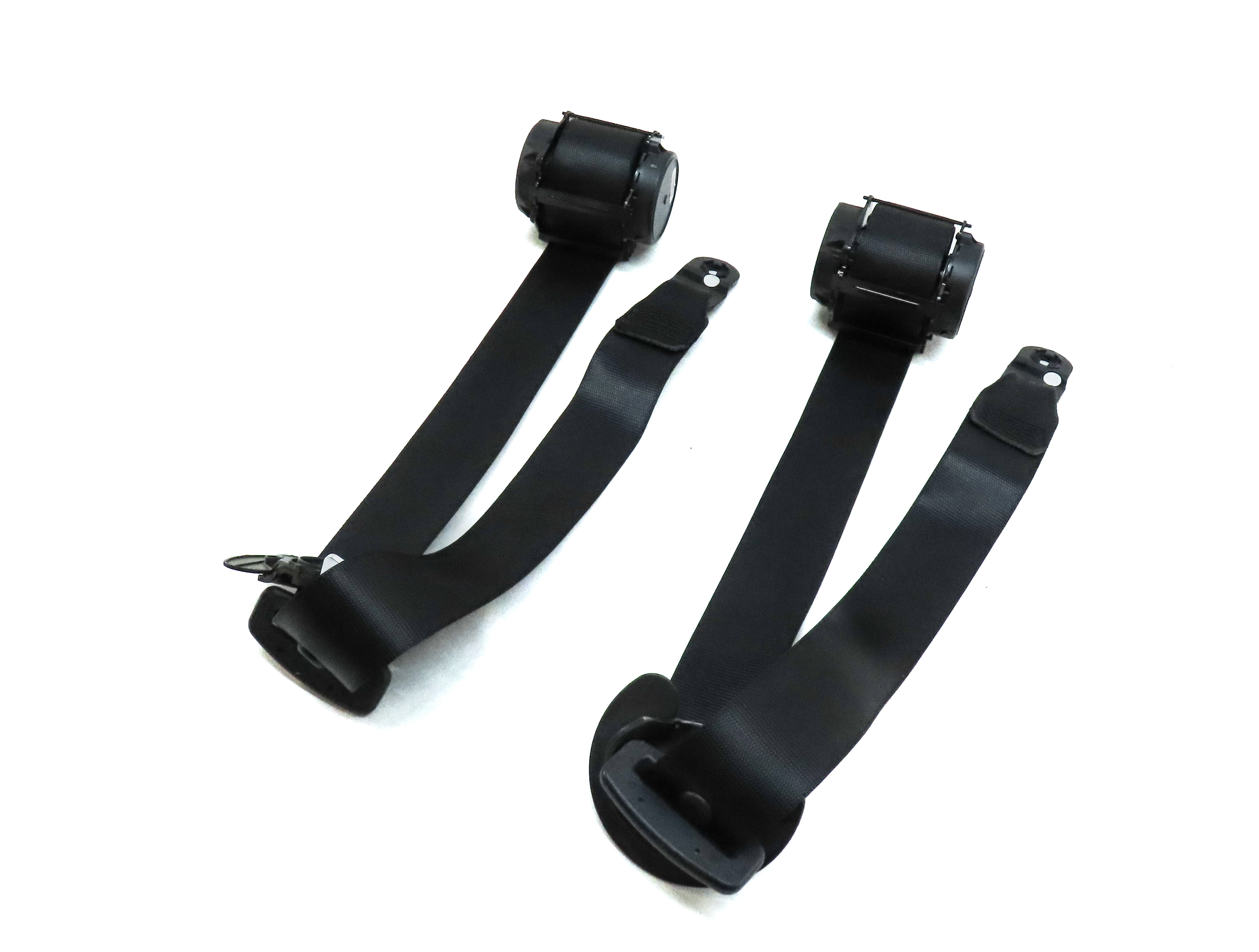 2014 BMW X5 (F15) REAR 2ND ROW LEFT AND RIGHT SEATBELT RETRACTOR SET 2 (Black) — exact item pictured