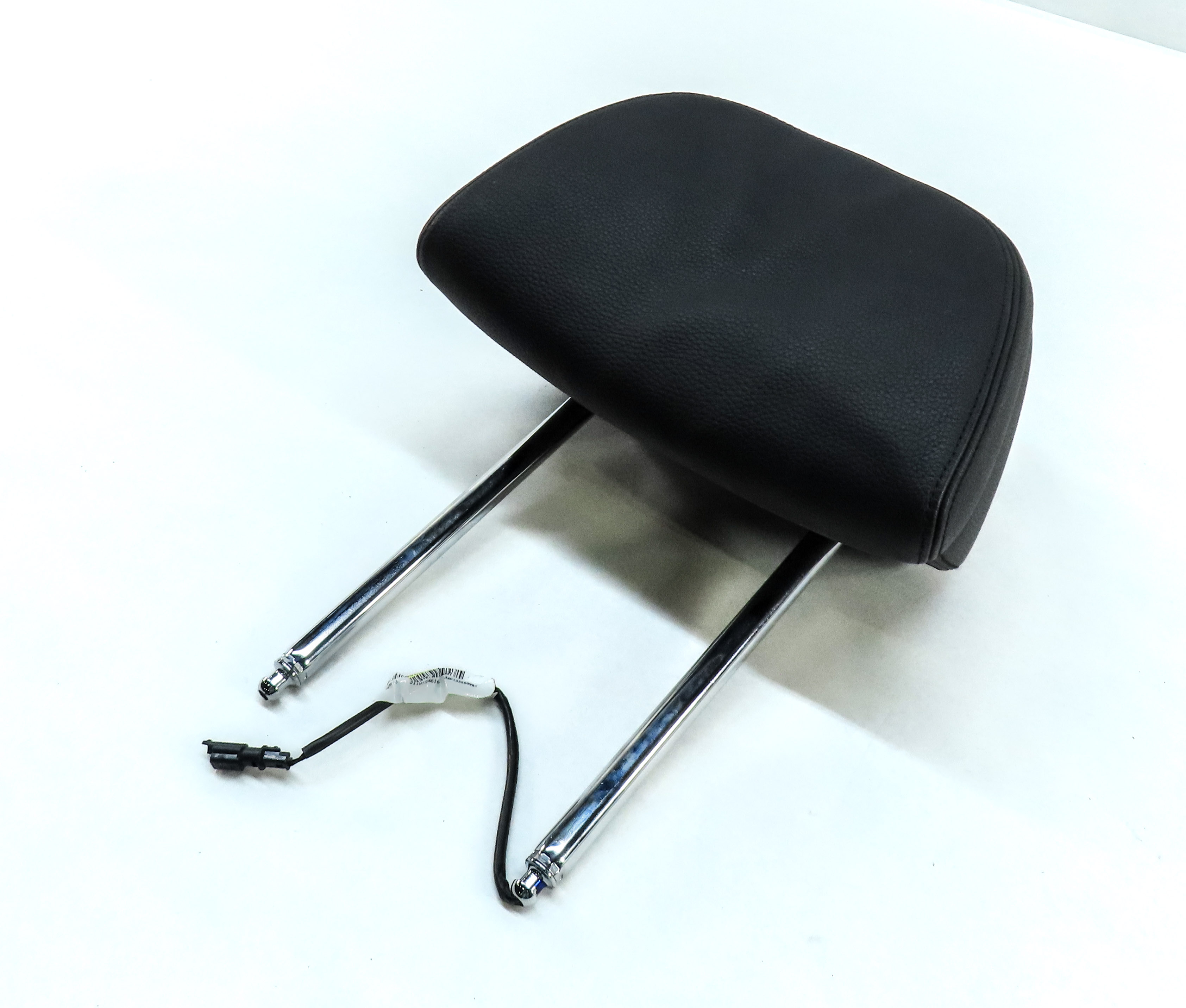 2014 BMW X5 (F15) FRONT RIGHT PASSENGER COMFORT ACTIVE HEADREST (Black) — exact item pictured