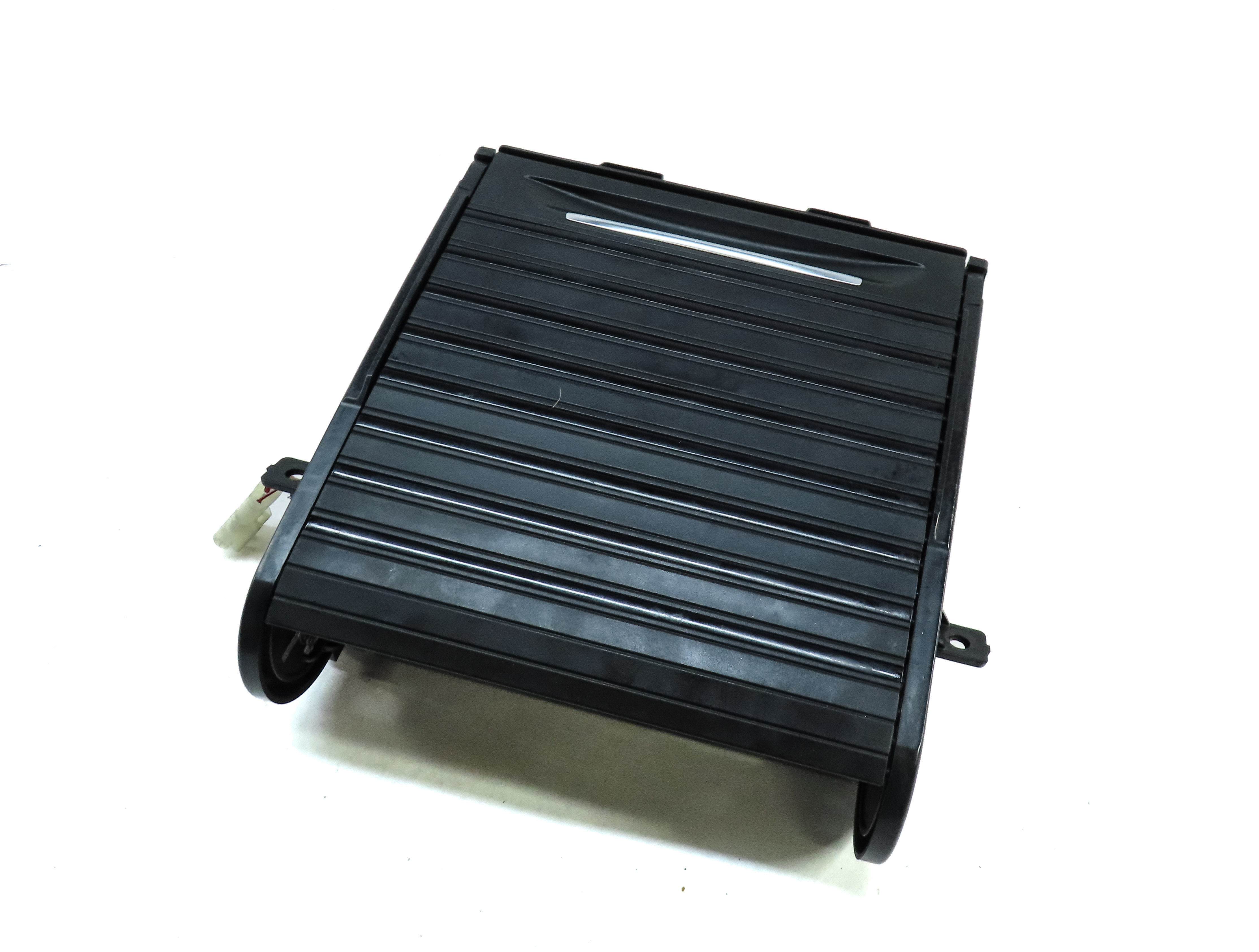 2014 BMW X5 (F15) FRONT CENTER CONSOLE CUPHOLDER CUP HOLDER w/ ROLL UP DOOR — exact item pictured