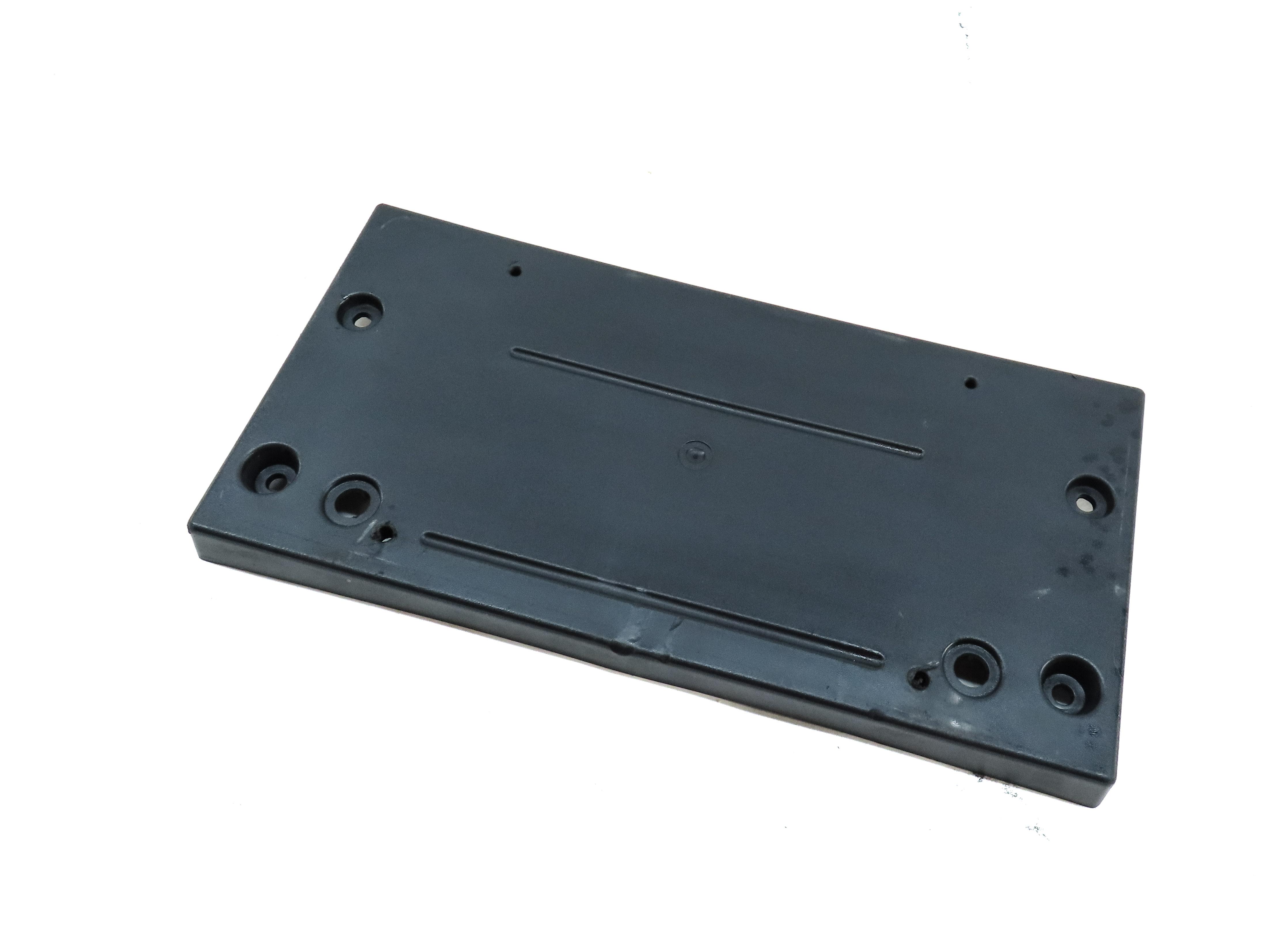 2016 LAND ROVER DISCOVERY SPORT (L550) FRONT LICENSE PLATE MOUNT BRACKET — exact item pictured