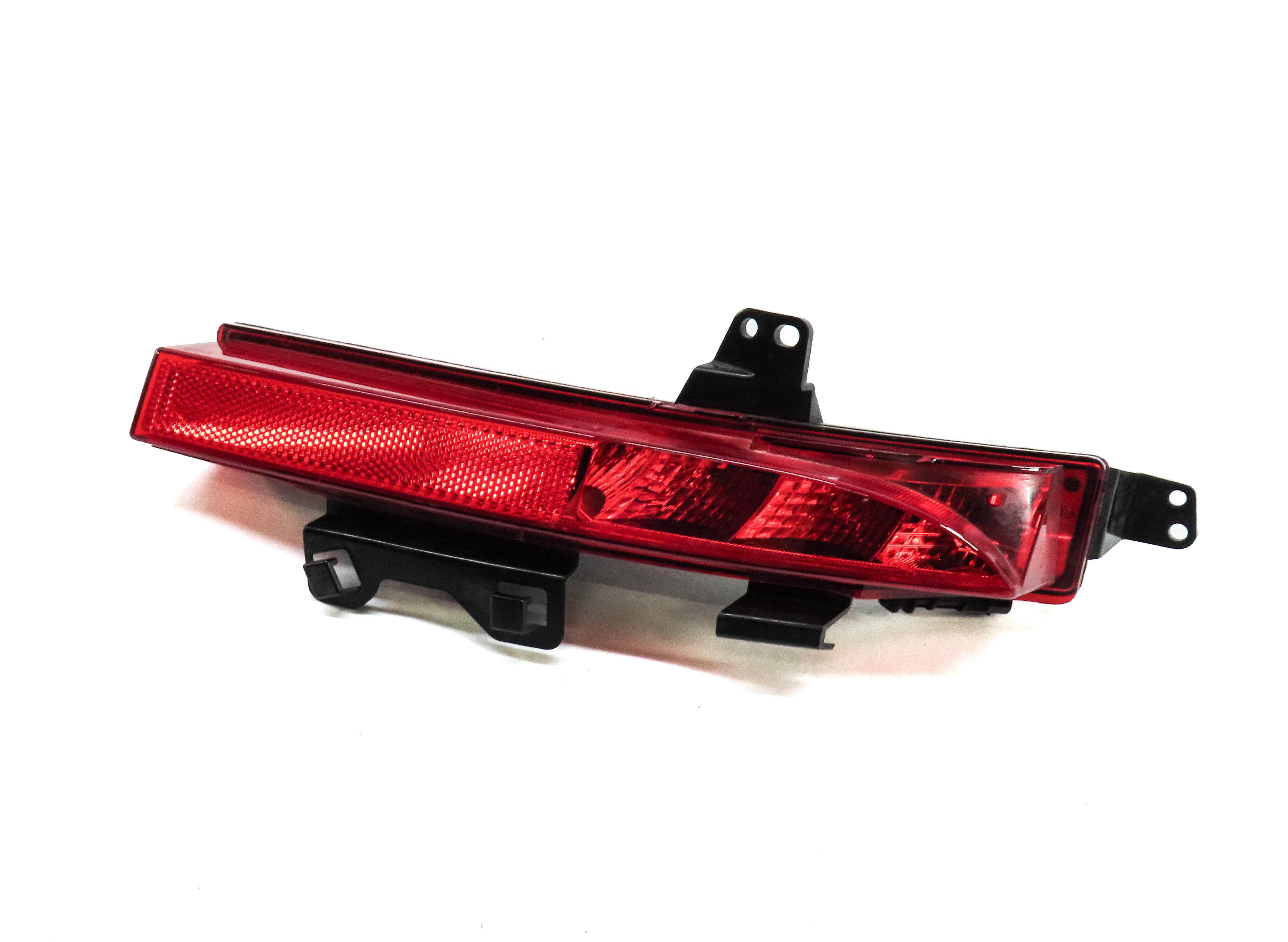 15-19 LAND ROVER DISCOVERY SPORT (L550) RIGHT REAR BUMPER TAILLIGHT LIGHT LAMP — exact item pictured