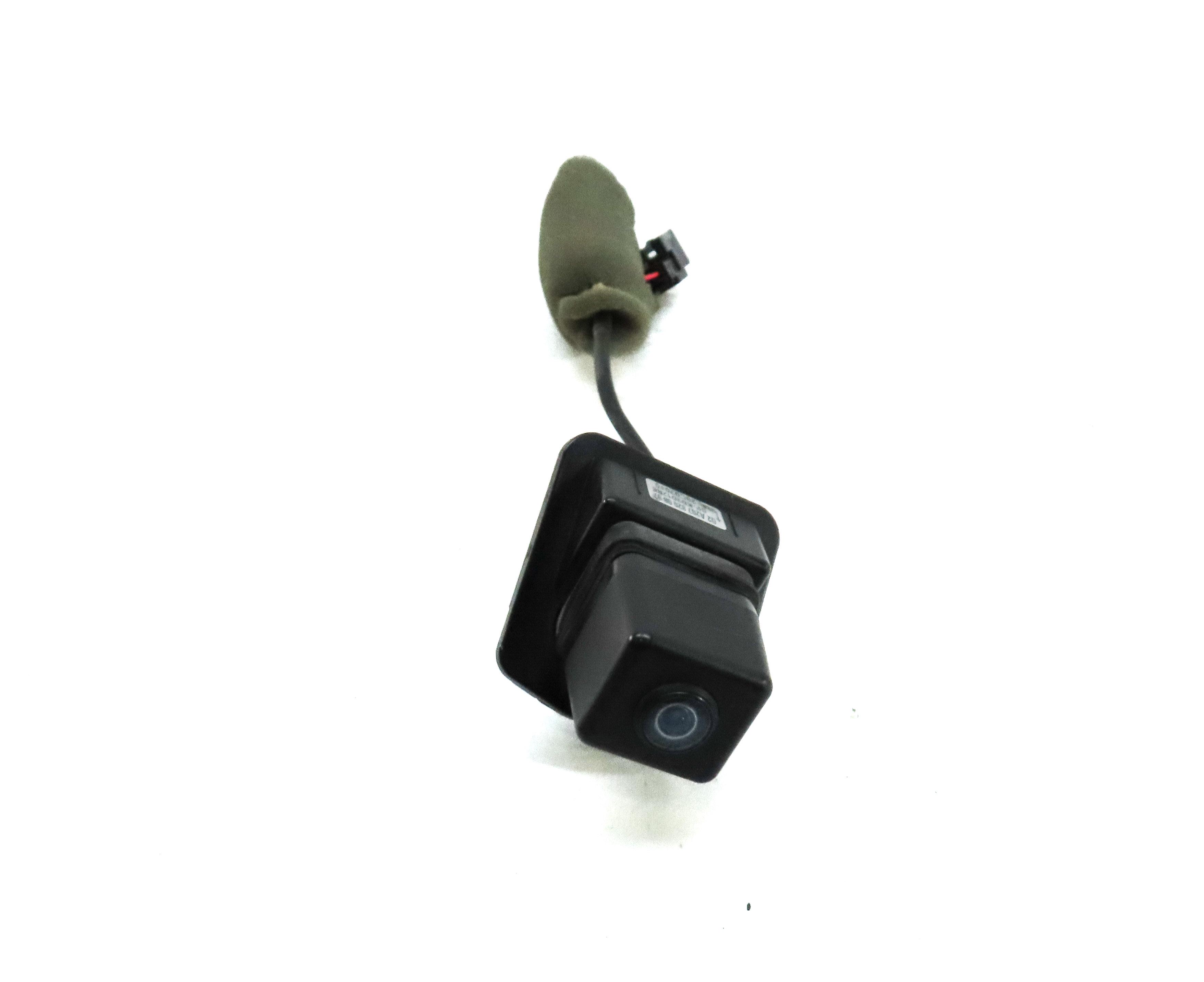 10-13 MERCEDES E300 E350 E400 E550 (A207 C207 W207 W212) BACKUP REVERSE CAMERA — exact item pictured