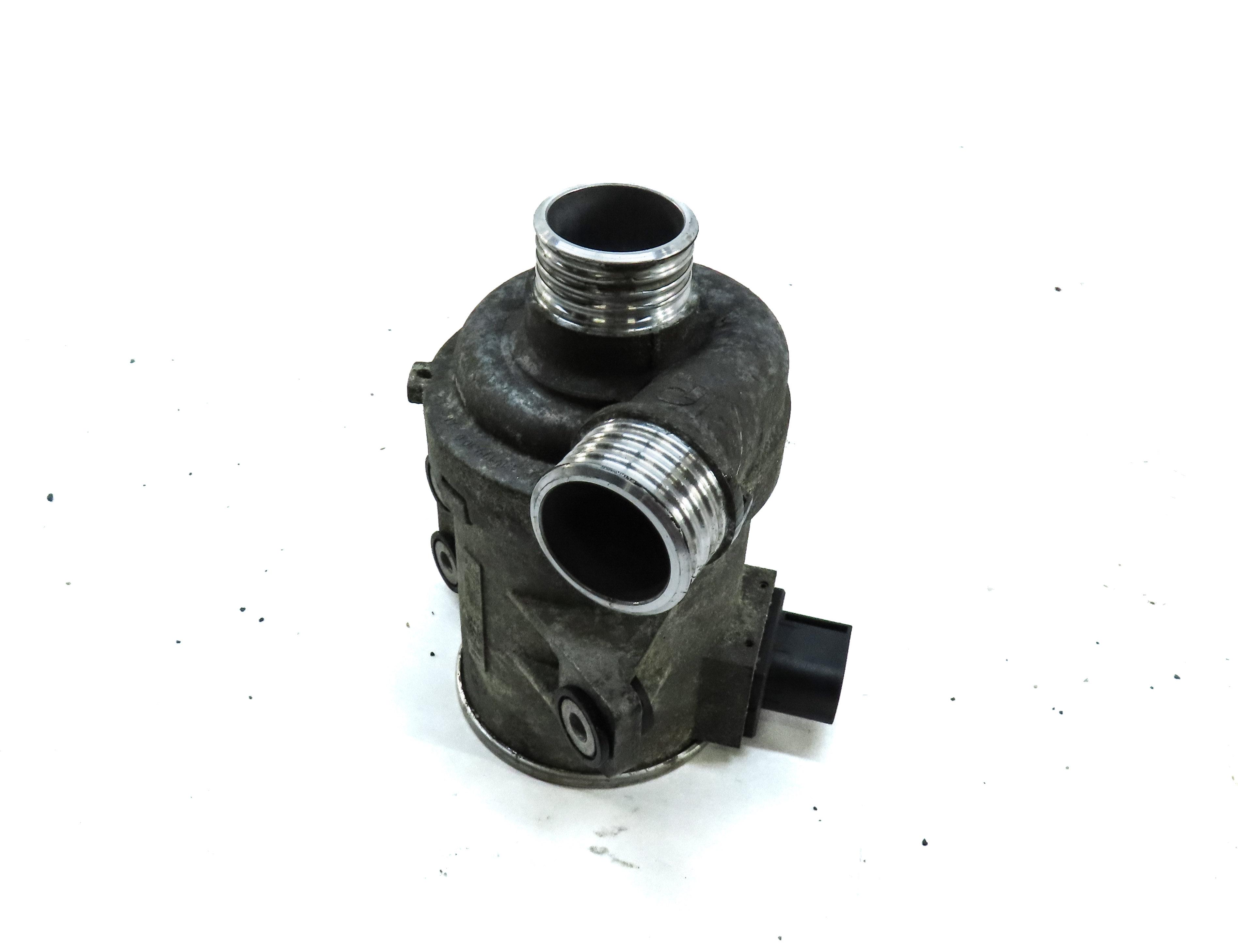 12-18 328i 428i 528i X3 X5 Z4 (F30 F32 F10 E84 F15 F25) 2.0L ELECTRIC WATER PUMP — exact item pictured