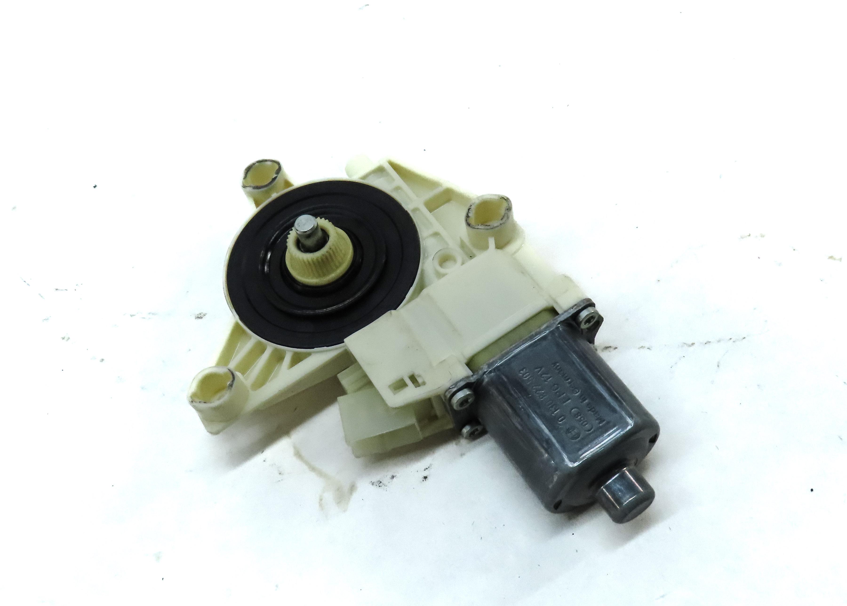 08-16 MERCEDES C250 C300 C350 C63 E350 E500 E550 E63 - LEFT FRONT WINDOW MOTOR — exact item pictured