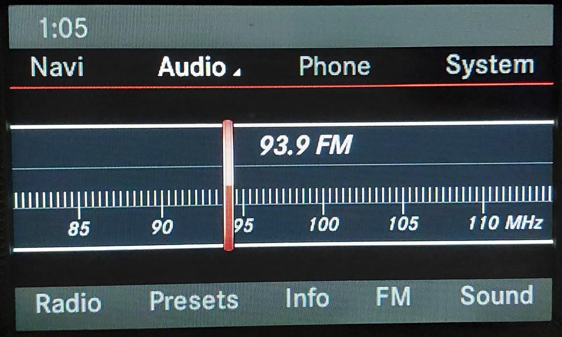 12-16 MERCEDES C GL ML SLK CLASS (R172 W204 W166 X166) INFORMATION MEDIA SCREEN — exact item pictured
