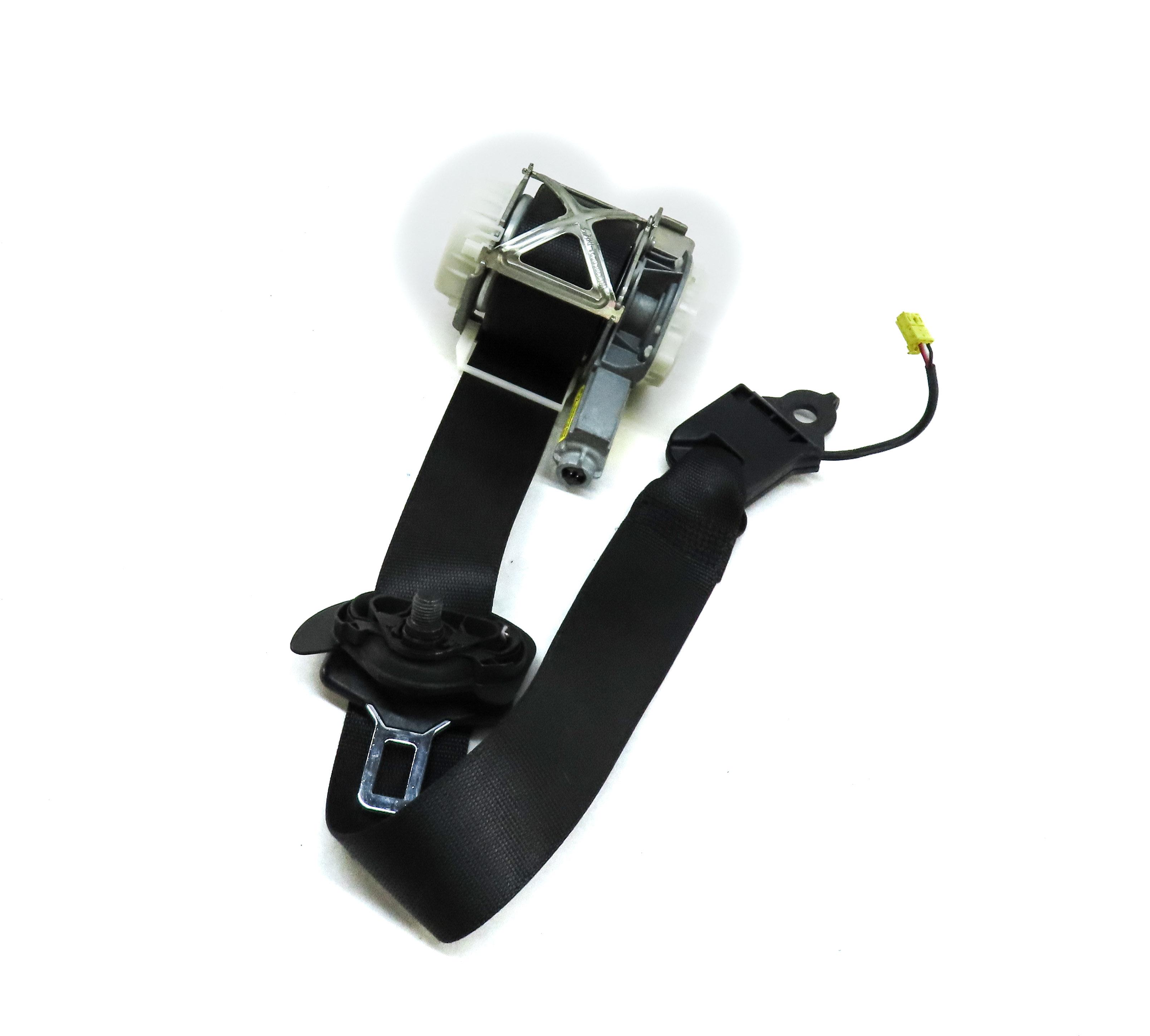 12-14 MERCEDES C-CLASS W204 SEDAN FRONT RIGHT PASSENGER SEATBELT RETRACTOR BLACK — exact item pictured